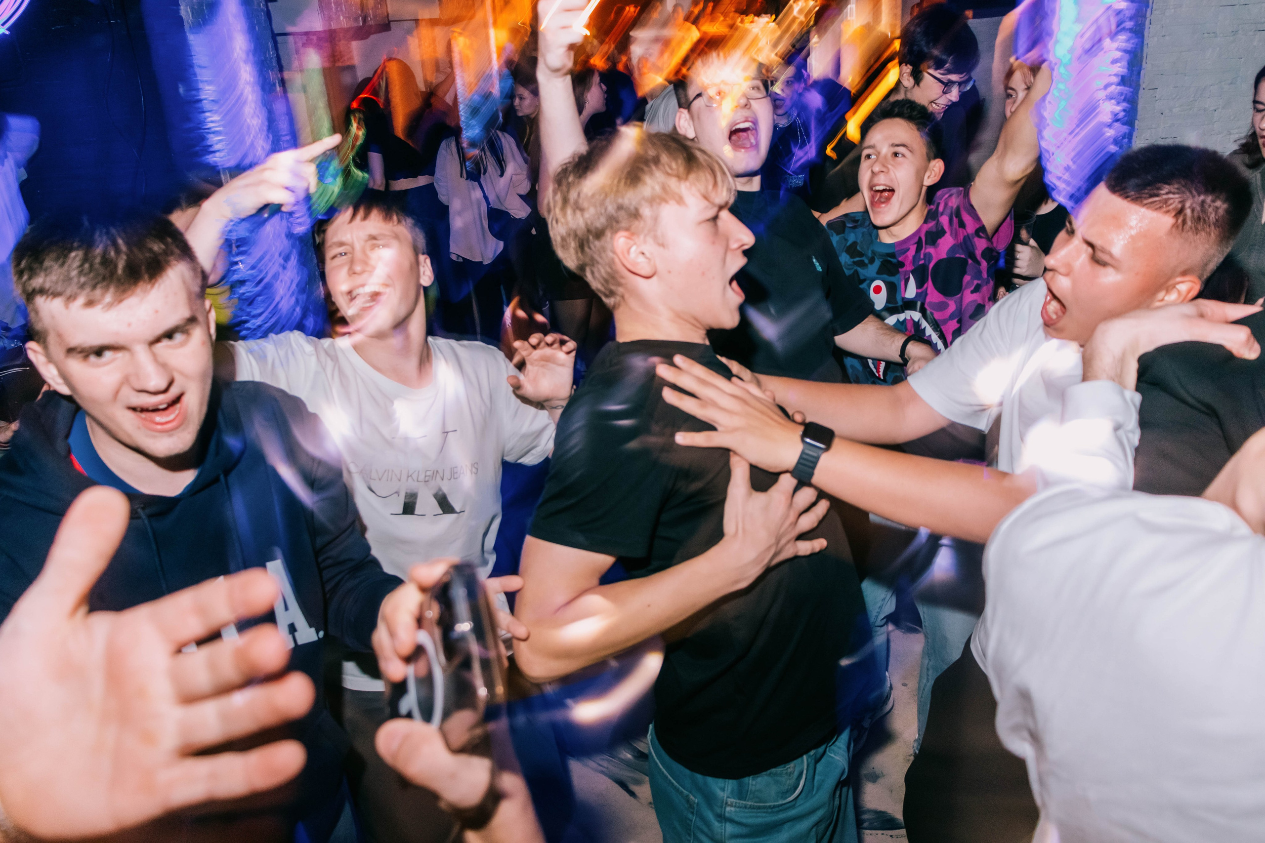 Вечеринка в лофт-пространстве. Фотограф в Москве Дмитрий Емельянов