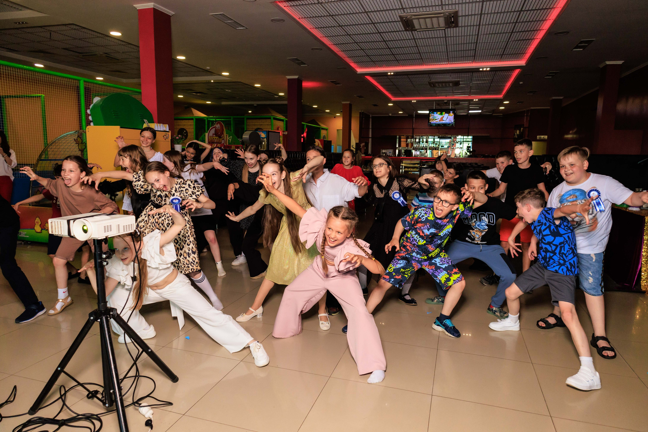 Выпускной 4 класс. Фотограф в Москве Дмитрий Емельянов