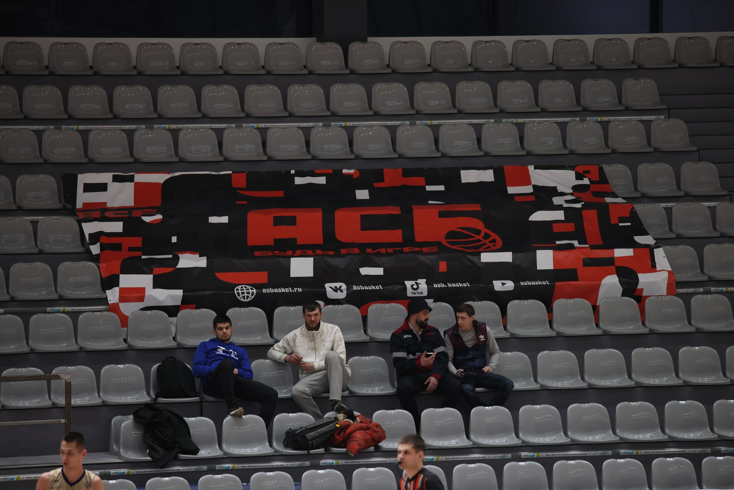 Баскетбол ТулГу VS МГУ. Фотограф в Туле Крупский АнДРей. Фотостудия «КАДР71» в Туле