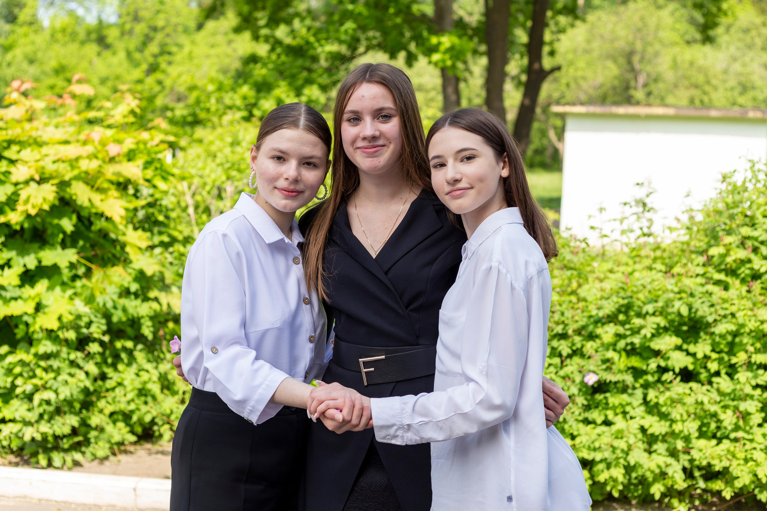 Фотосъемка 9 класс. Свадебный фотограф Марина Суворова и видеооператор Олег Петров