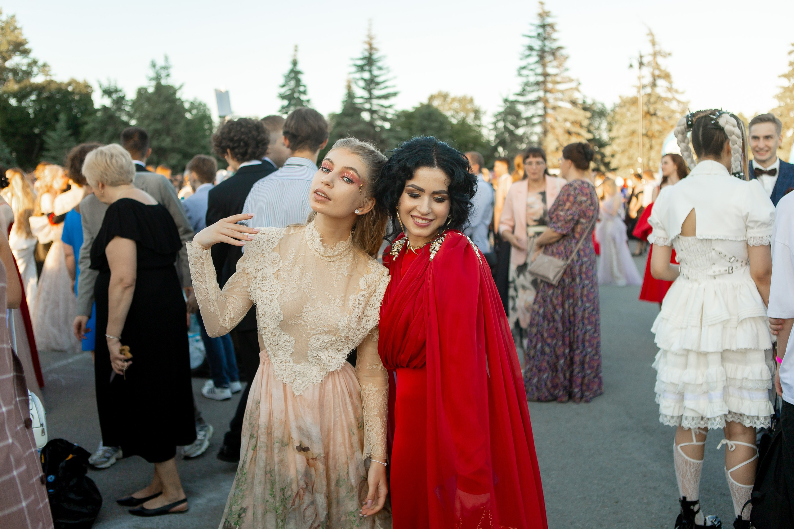 Выпускной Гимназия 12 2024 г. Свадебный и портретный Фотограф в Липецке Дмитрий Котюков