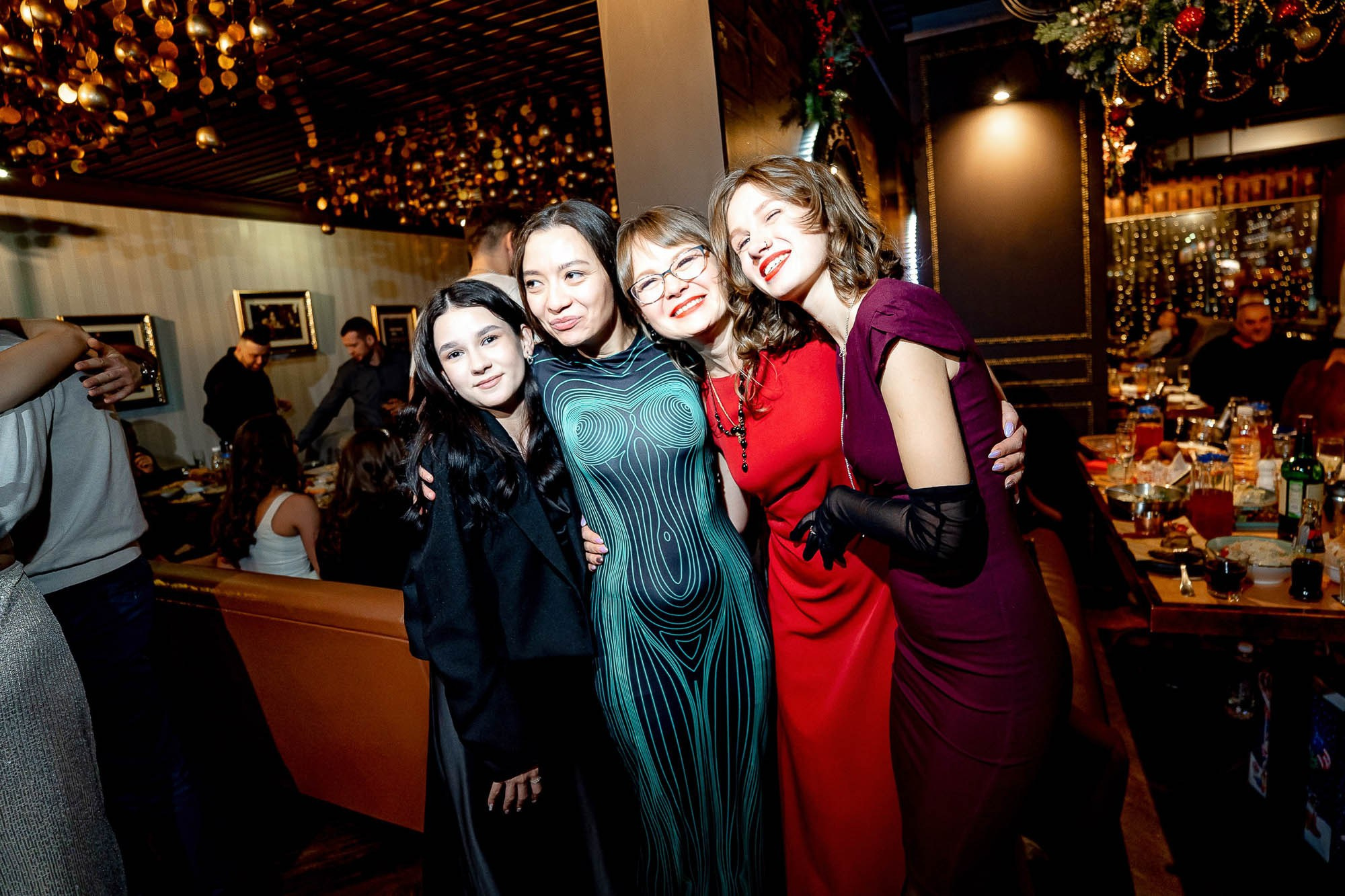 Новый год 2024 в Peoples. Сергей Кошкин. Репортажная и ивент-фотография в Сургуте