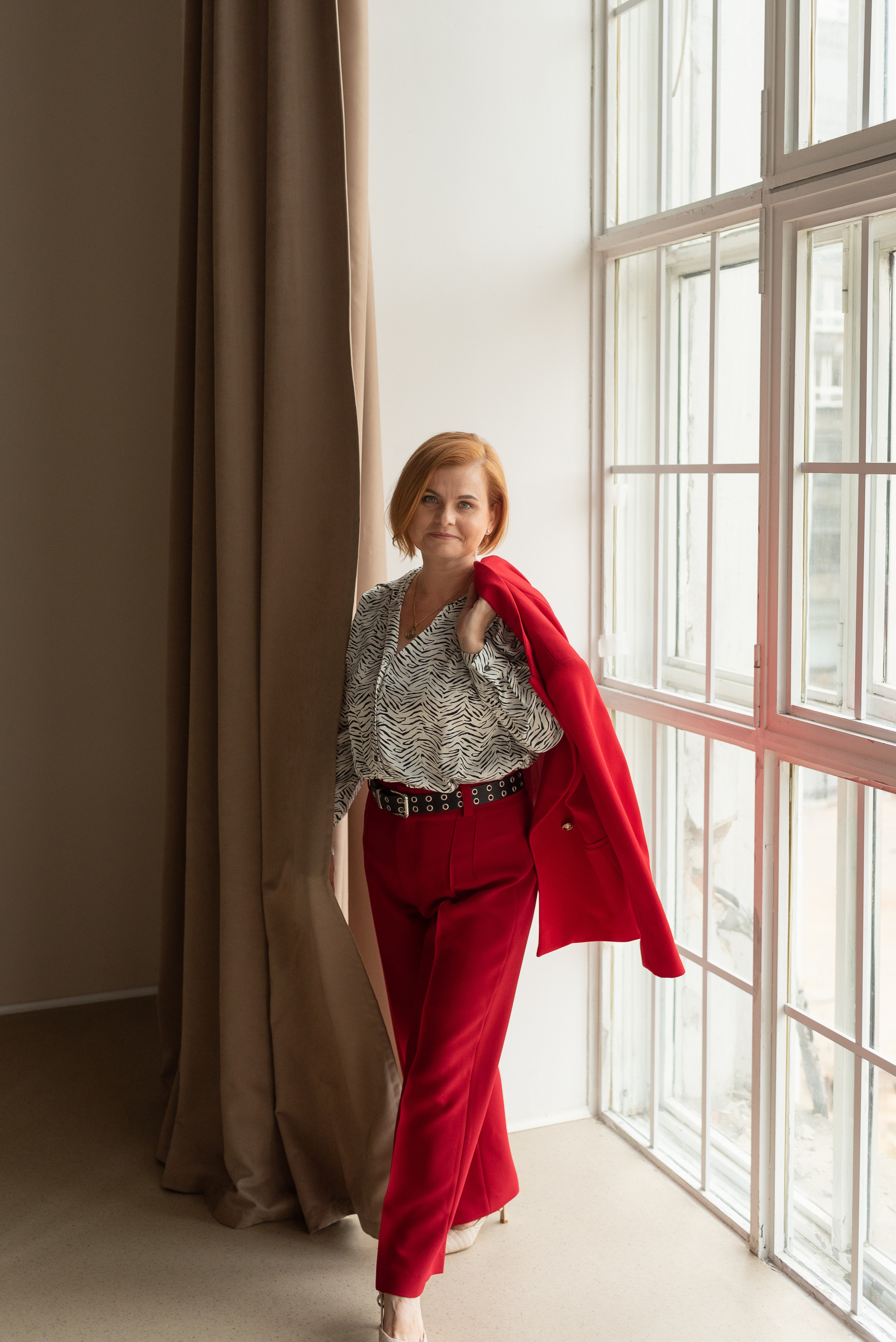 ДИЗАЙНЕР ИНТЕРЬЕРОВ ПО ВАСТУ. Бренд контент фотограф Виктория Мурга, Москва и Зеленоград