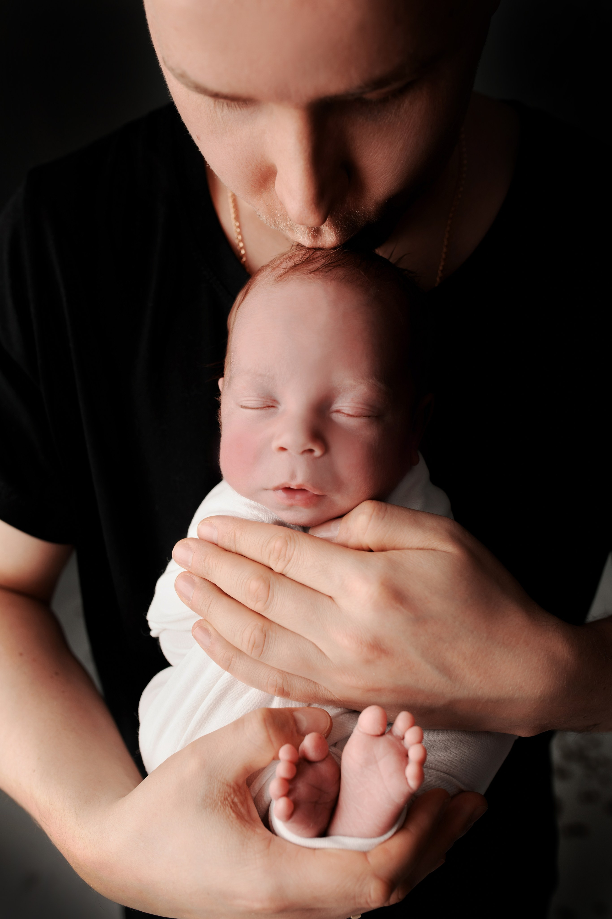 Новорожденные. Детский фотограф новорожденных Москва. годики под ключ. своя студия