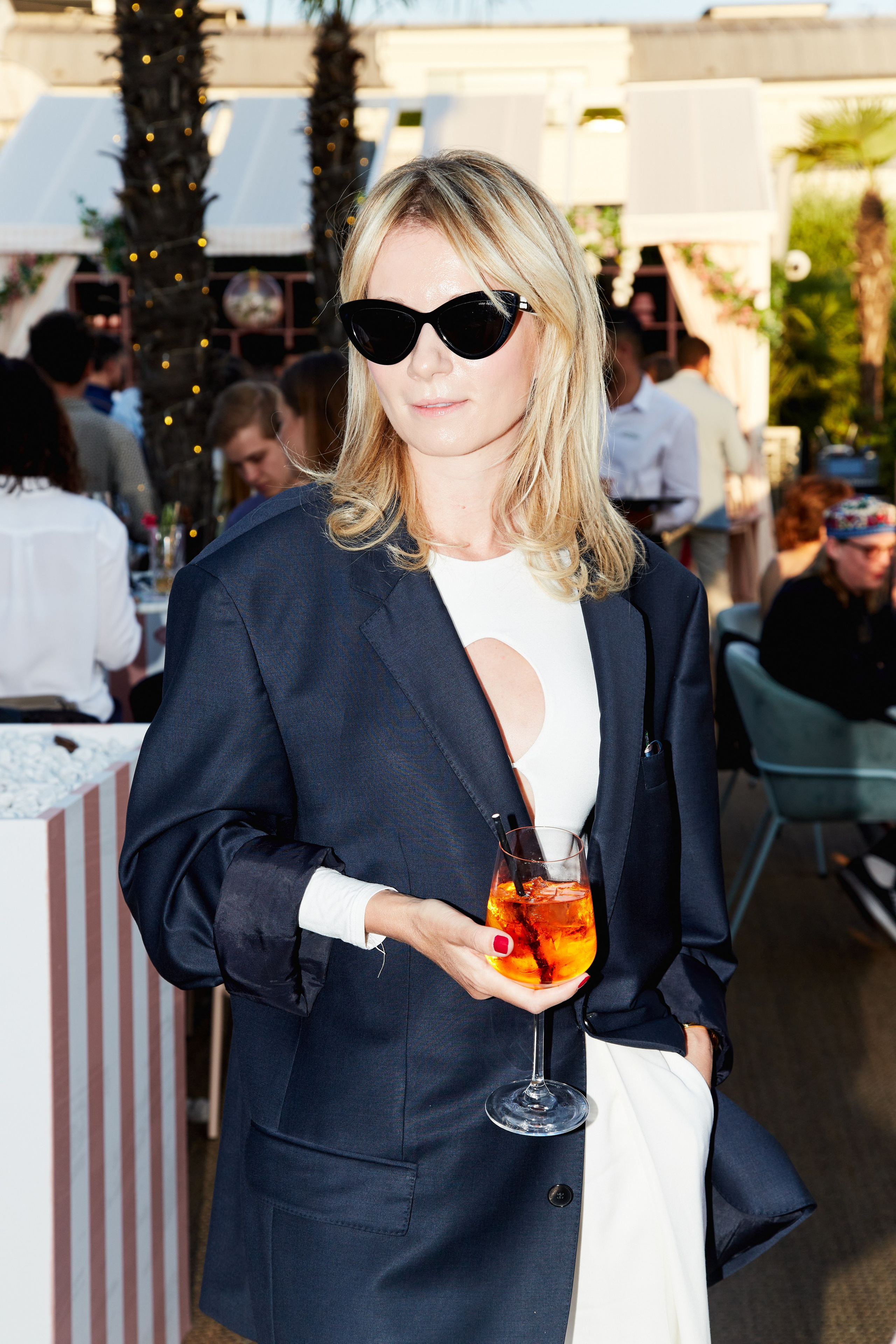 FEVER FRIENDS PARIS PARTY. Photographer Daria Ilkevich