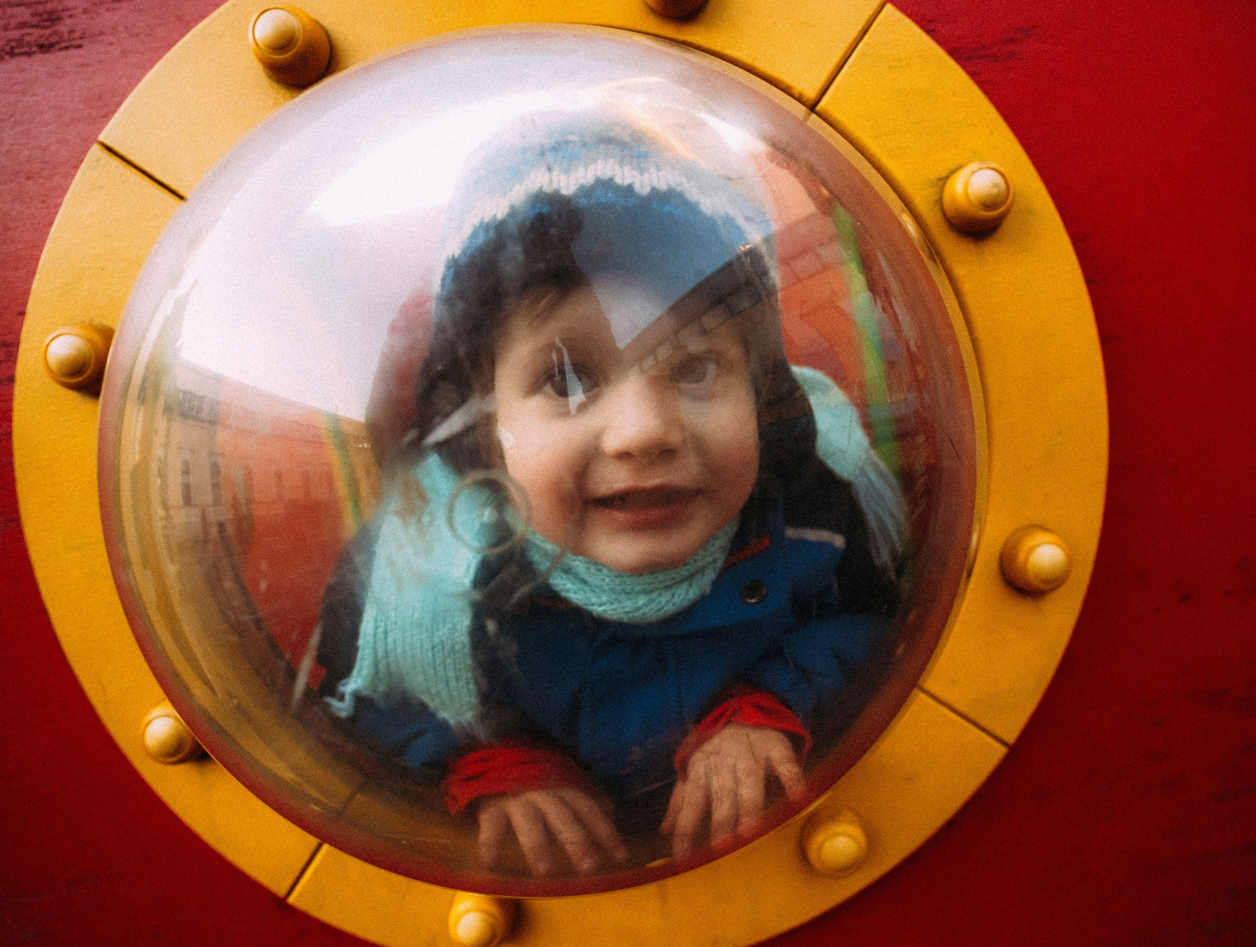 2026. Стрит-фотография, полная абсурда, идиотизма и красоты