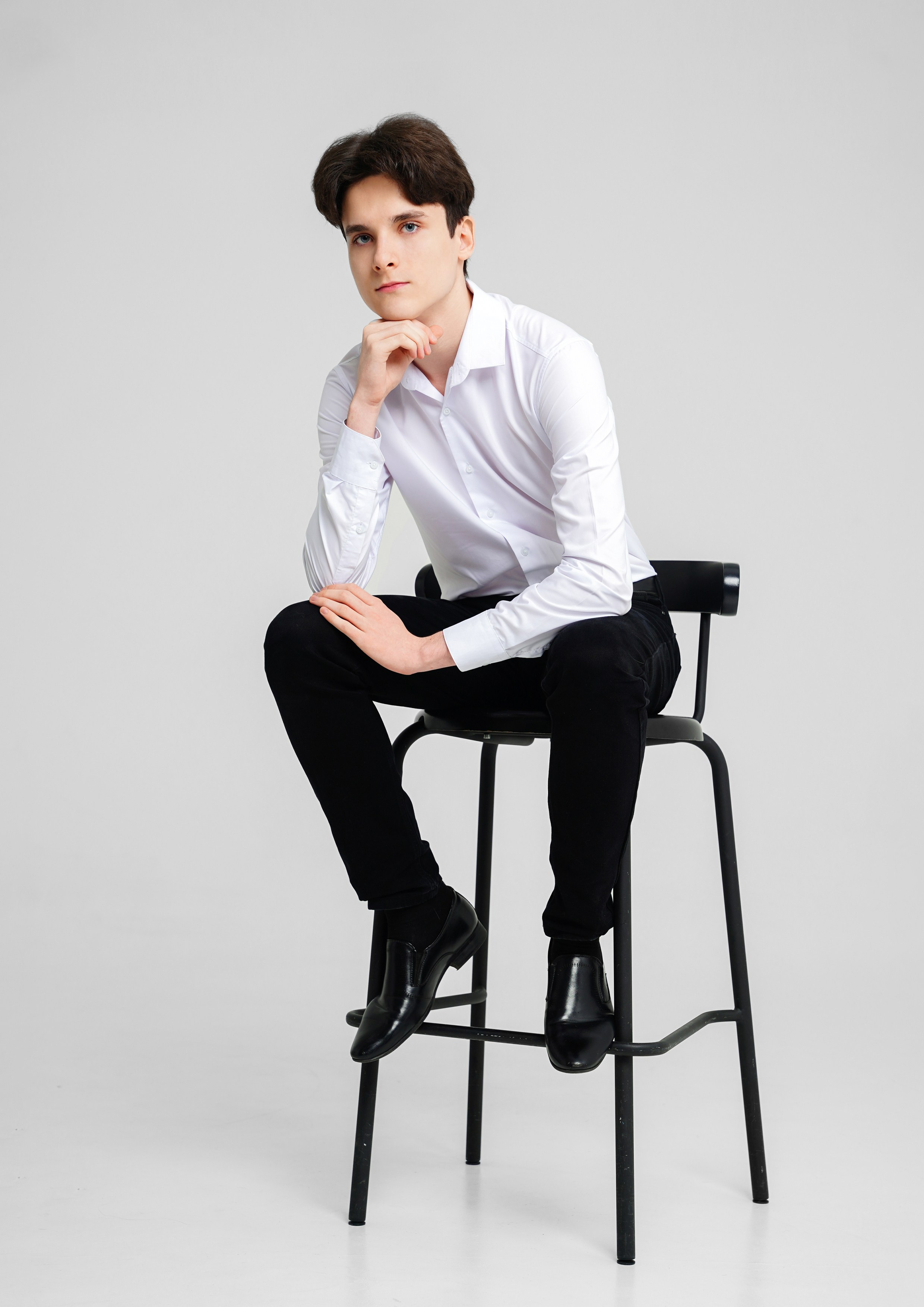 Образы. MEMENTO.Выпускные альбомы, школьные, юбилейные и другие книги. Ростов-на-Дону