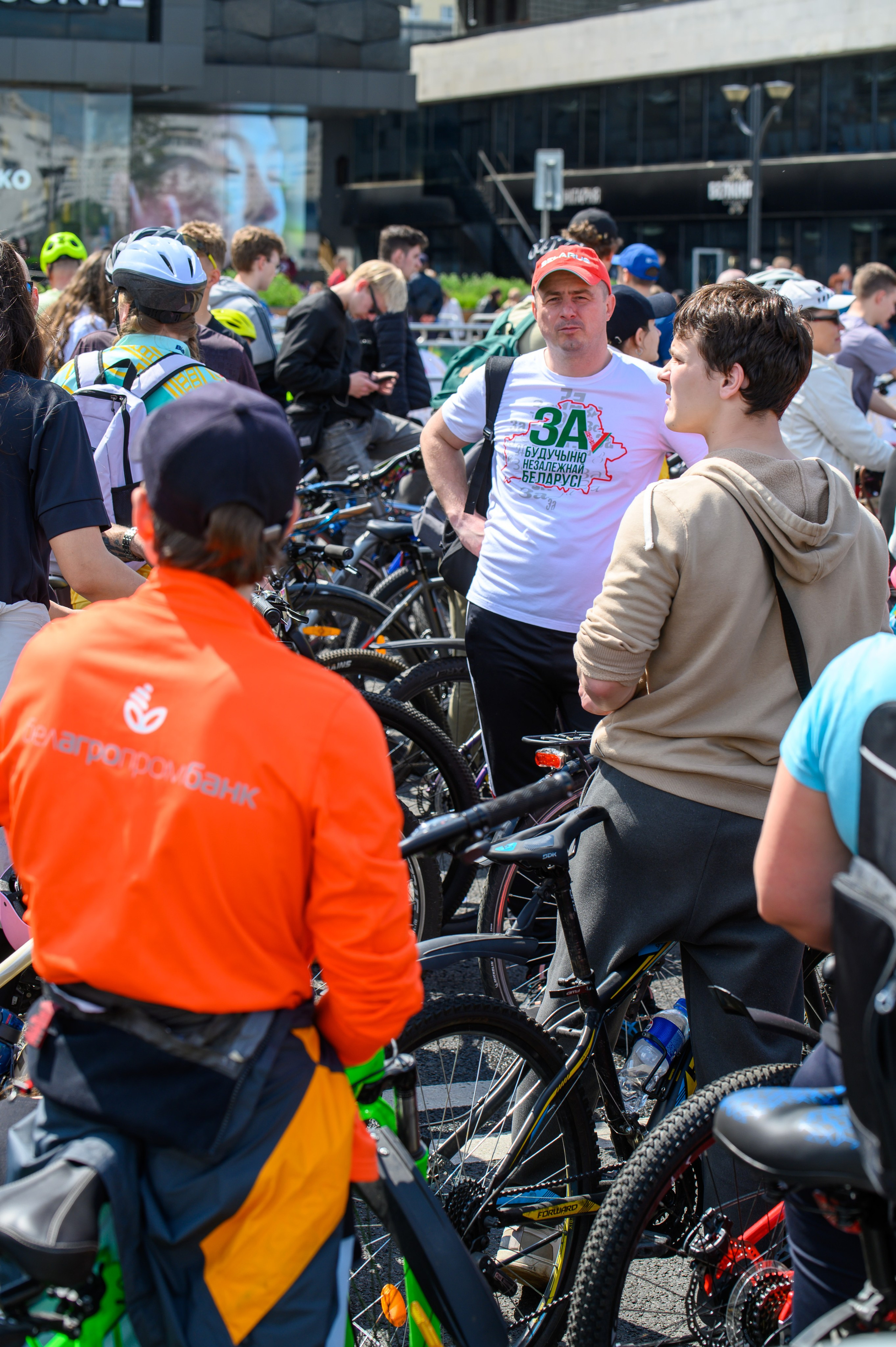 Репортажная съемка с открытия магазина. Фотоуслуги, услуги фотографа, фотографирование важных событий