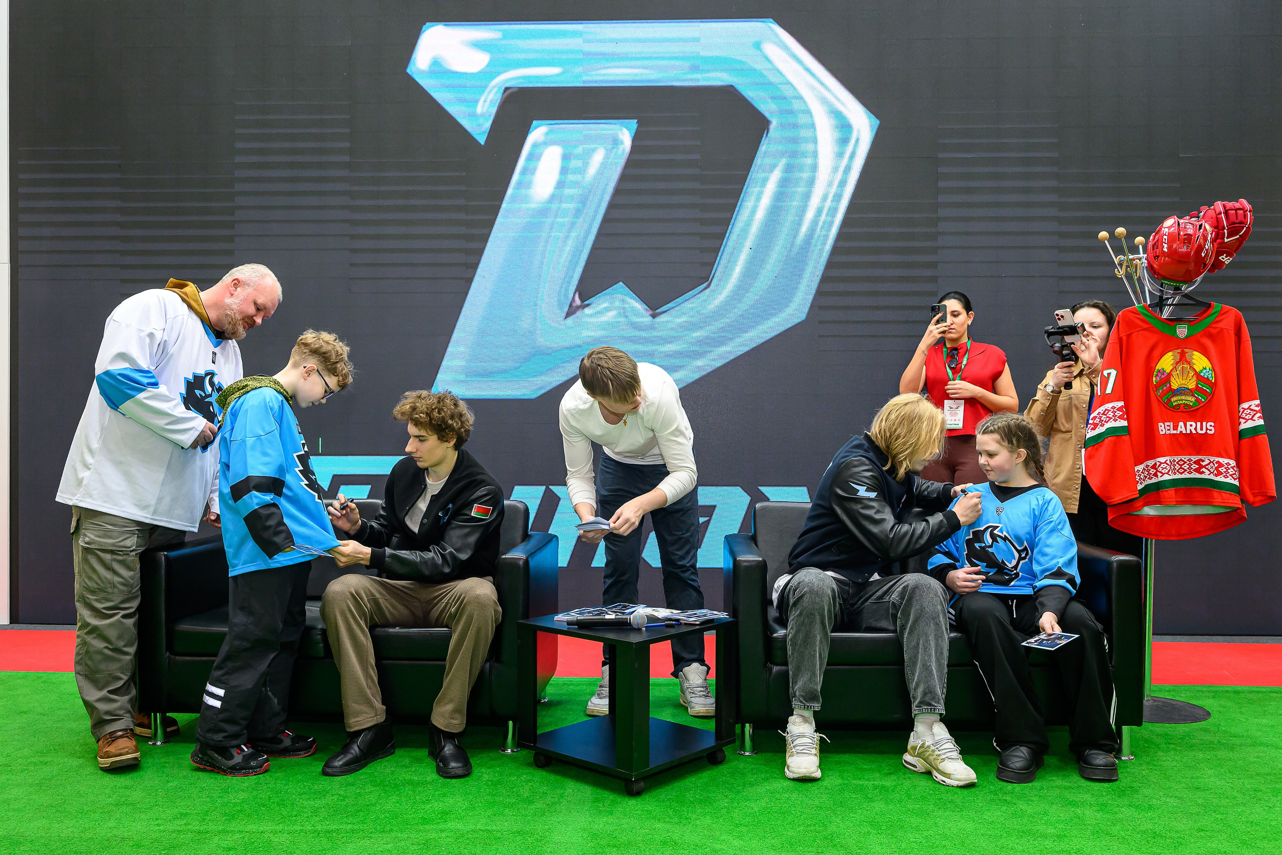 @hcdinamo.by. Фотоуслуги, услуги фотографа, фотографирование важных событий