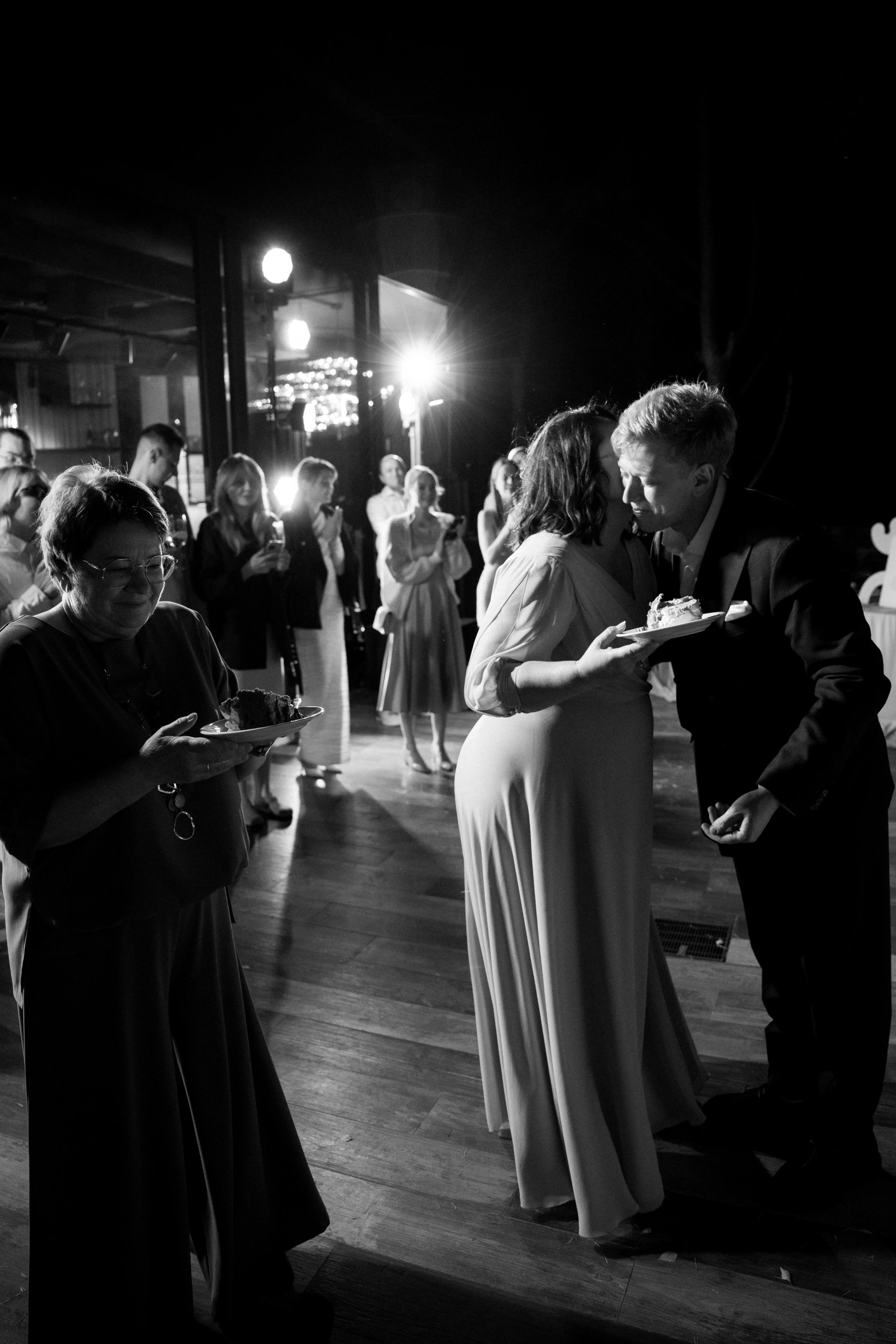 На берегу залива. Свадебный фотограф в Санкт-Петербурге, Москве, СПб Сергей Поддубный