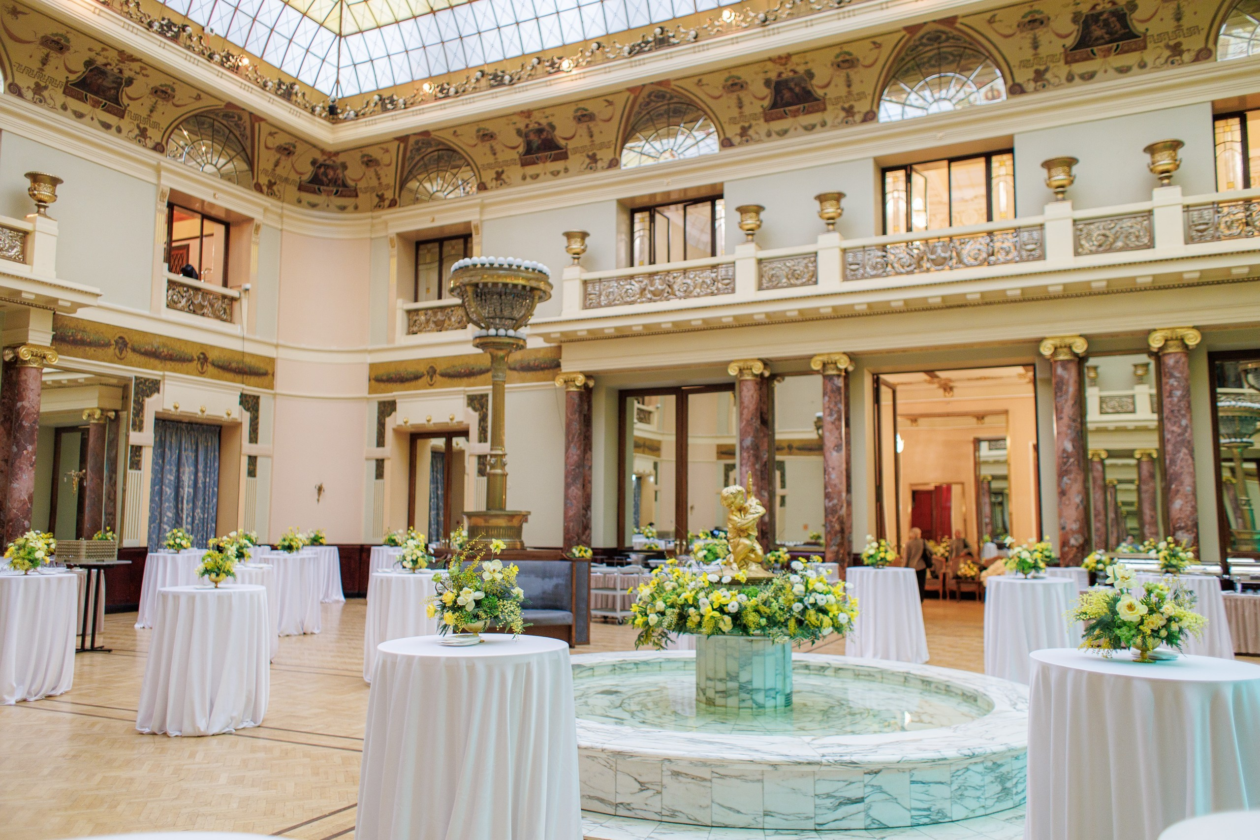 After party международного форума. Kirillova Studio — мастерская декора и событий Юли Кирилловой