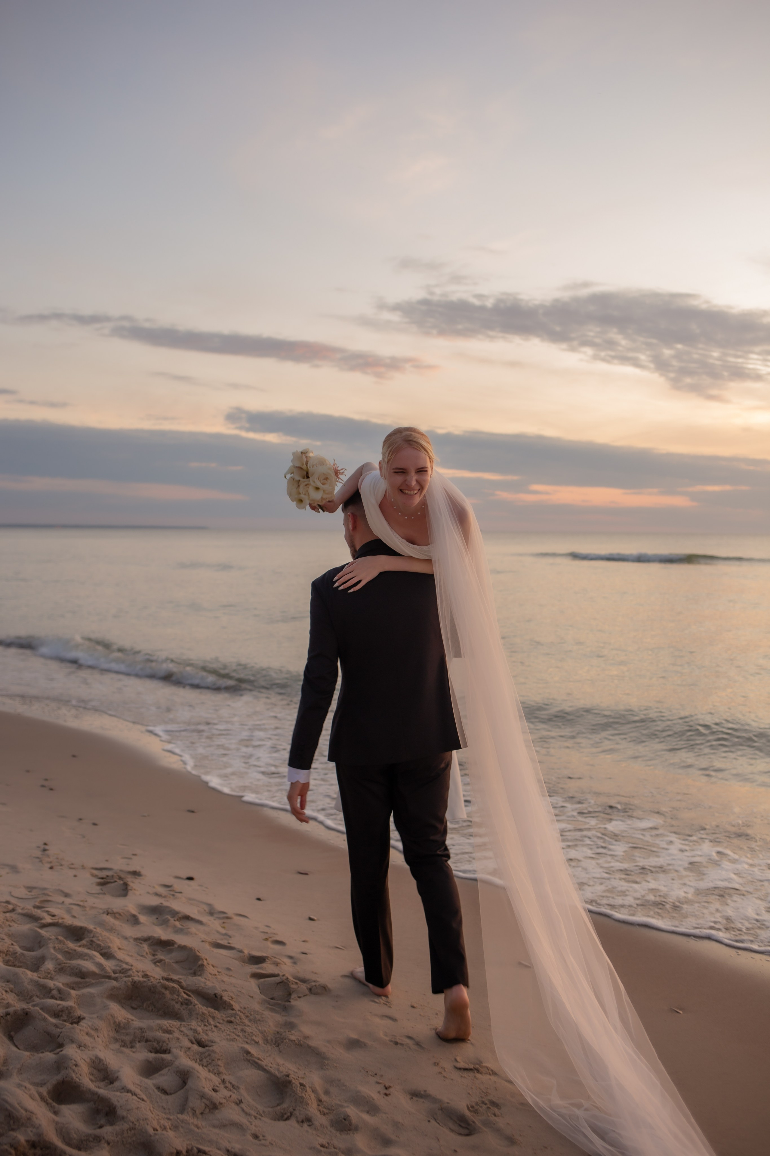 Александра и Влад. На закате. Фотограф в Калининграде Решетникова Алина