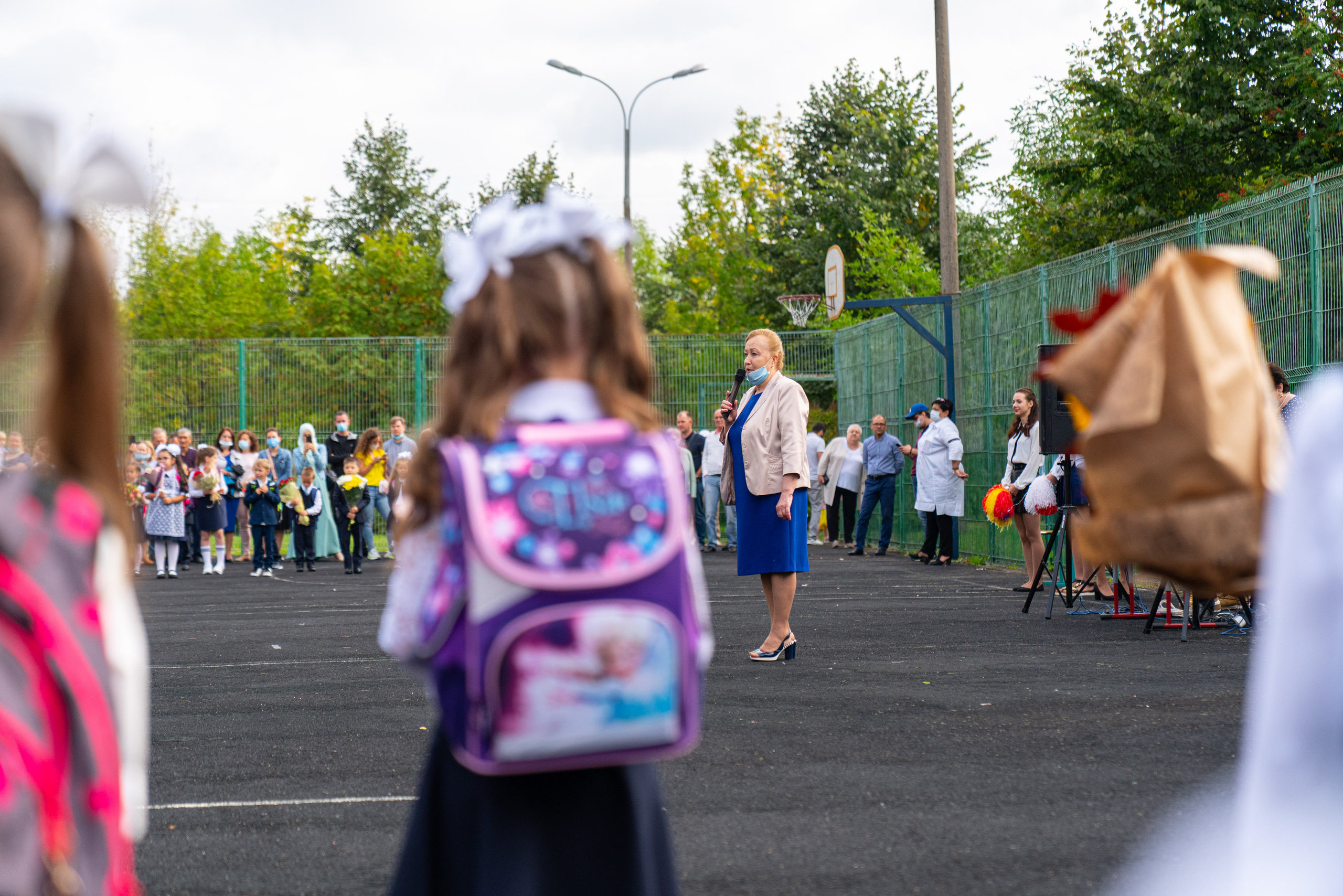 Первый раз в Первый Класс или здравствуй школа — Алиса. Фотограф — видеограф в Москве Дмитрий Менделеев