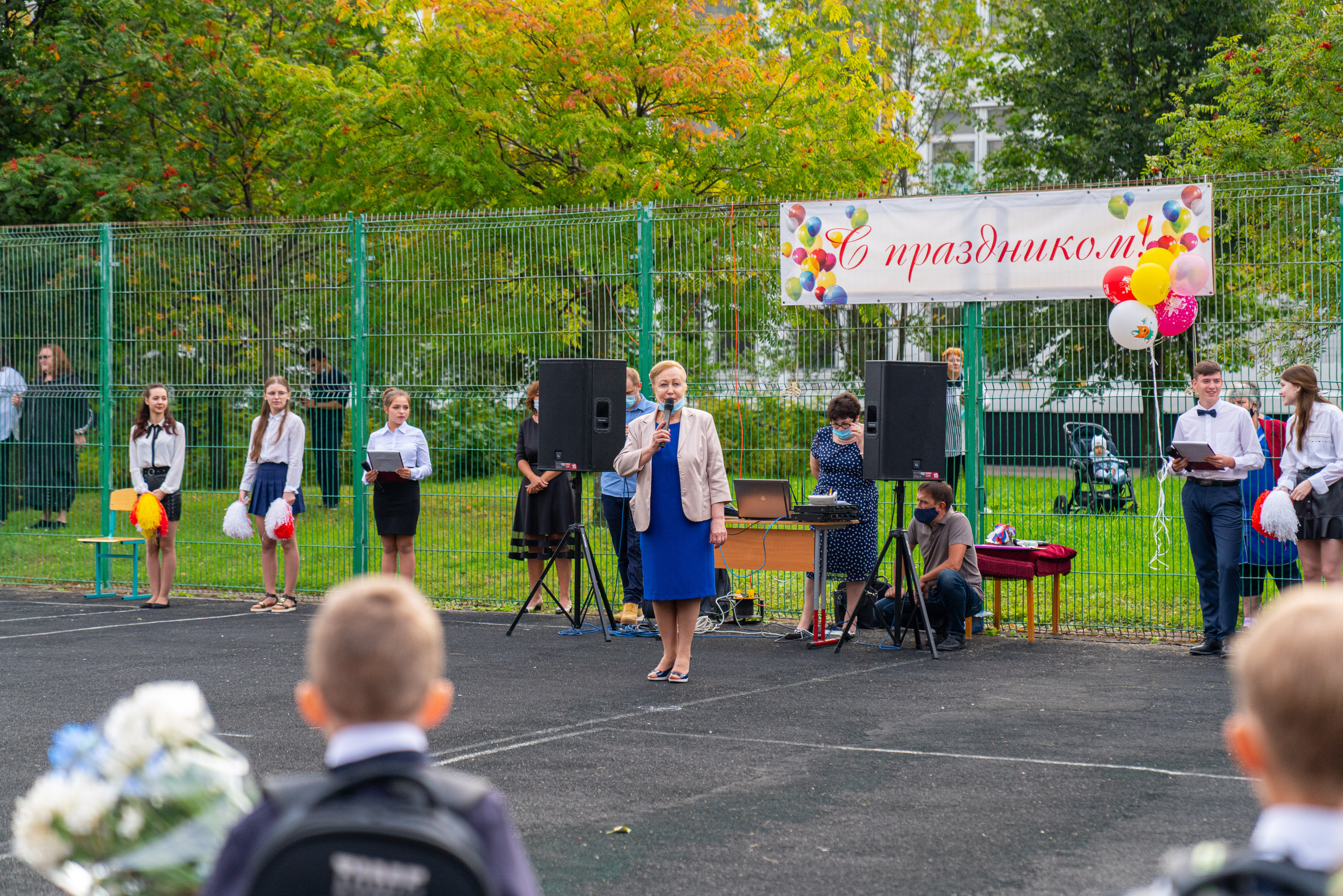 Первый раз в Первый Класс или здравствуй школа — Алиса. Фотограф — видеограф в Москве Дмитрий Менделеев
