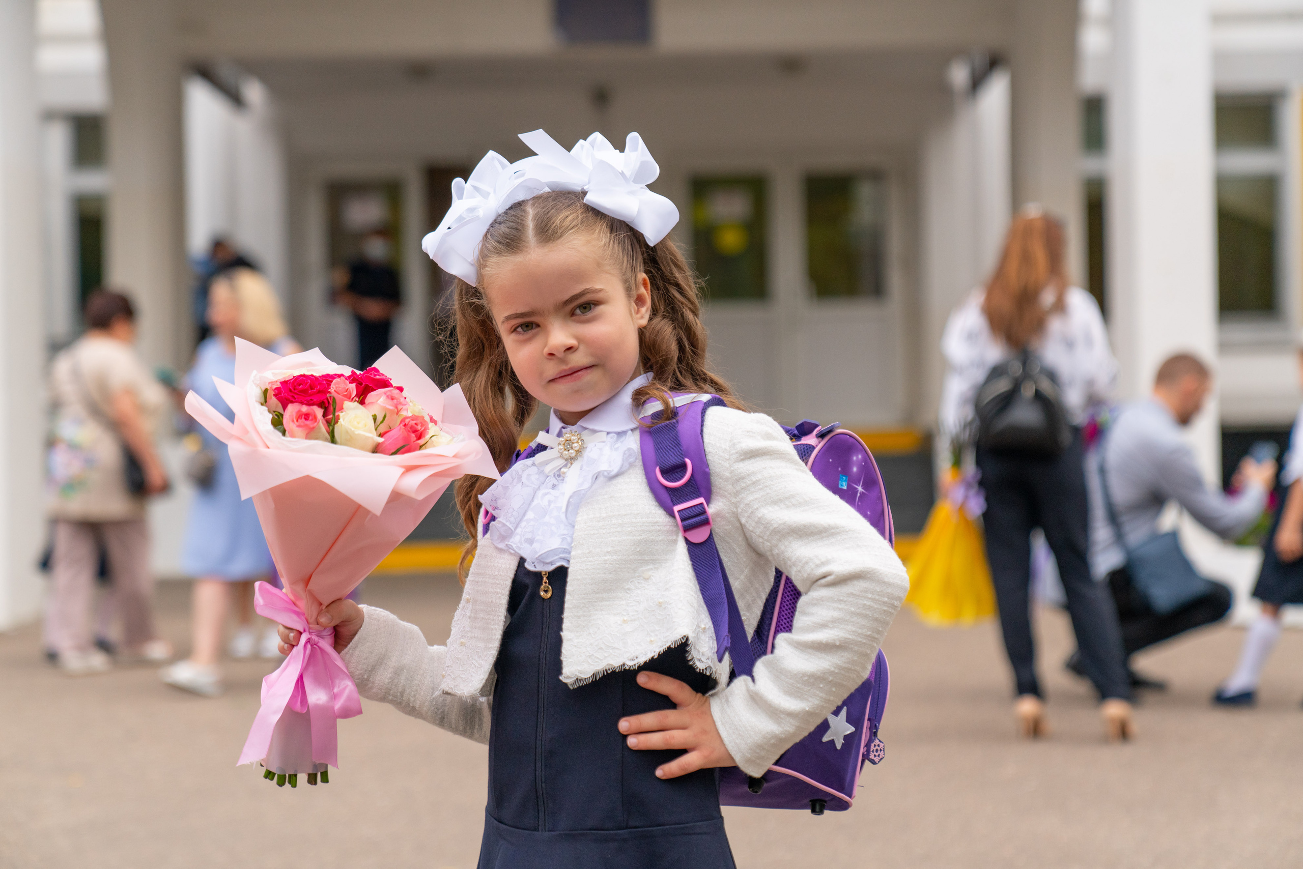 Первый раз в Первый Класс или здравствуй школа — Алиса. Фотограф — видеограф в Москве Дмитрий Менделеев