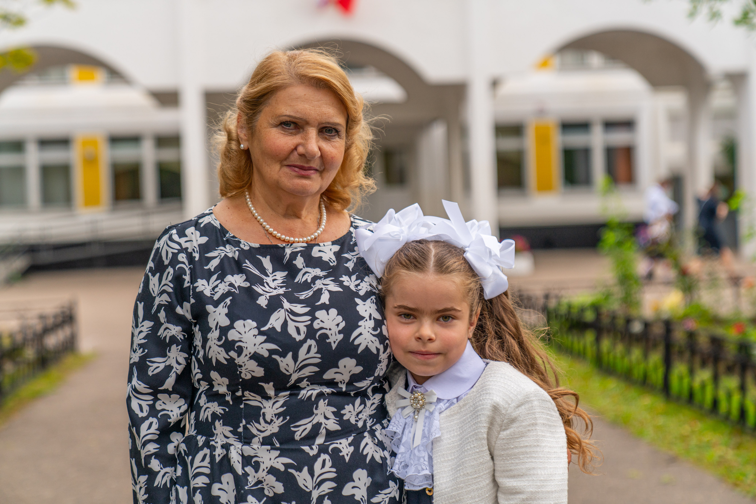 Первый раз в Первый Класс или здравствуй школа — Алиса. Фотограф — видеограф в Москве Дмитрий Менделеев