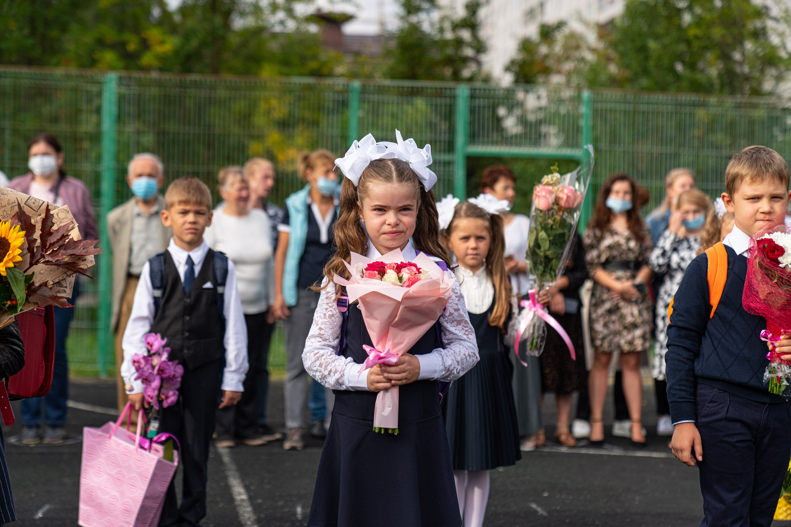 Первый раз в Первый Класс или здравствуй школа — Алиса. Фотограф — видеограф в Москве Дмитрий Менделеев