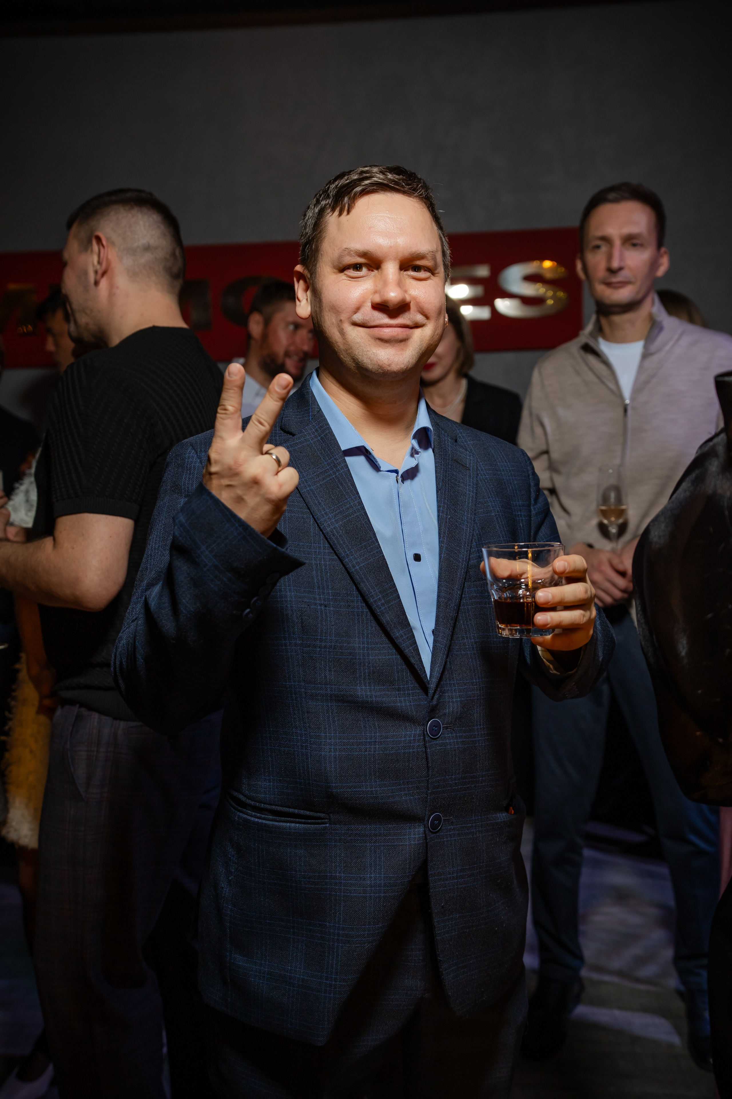 Корпоратив в Loft Memories Декабрь 2025. Фотограф Александр Вишняков