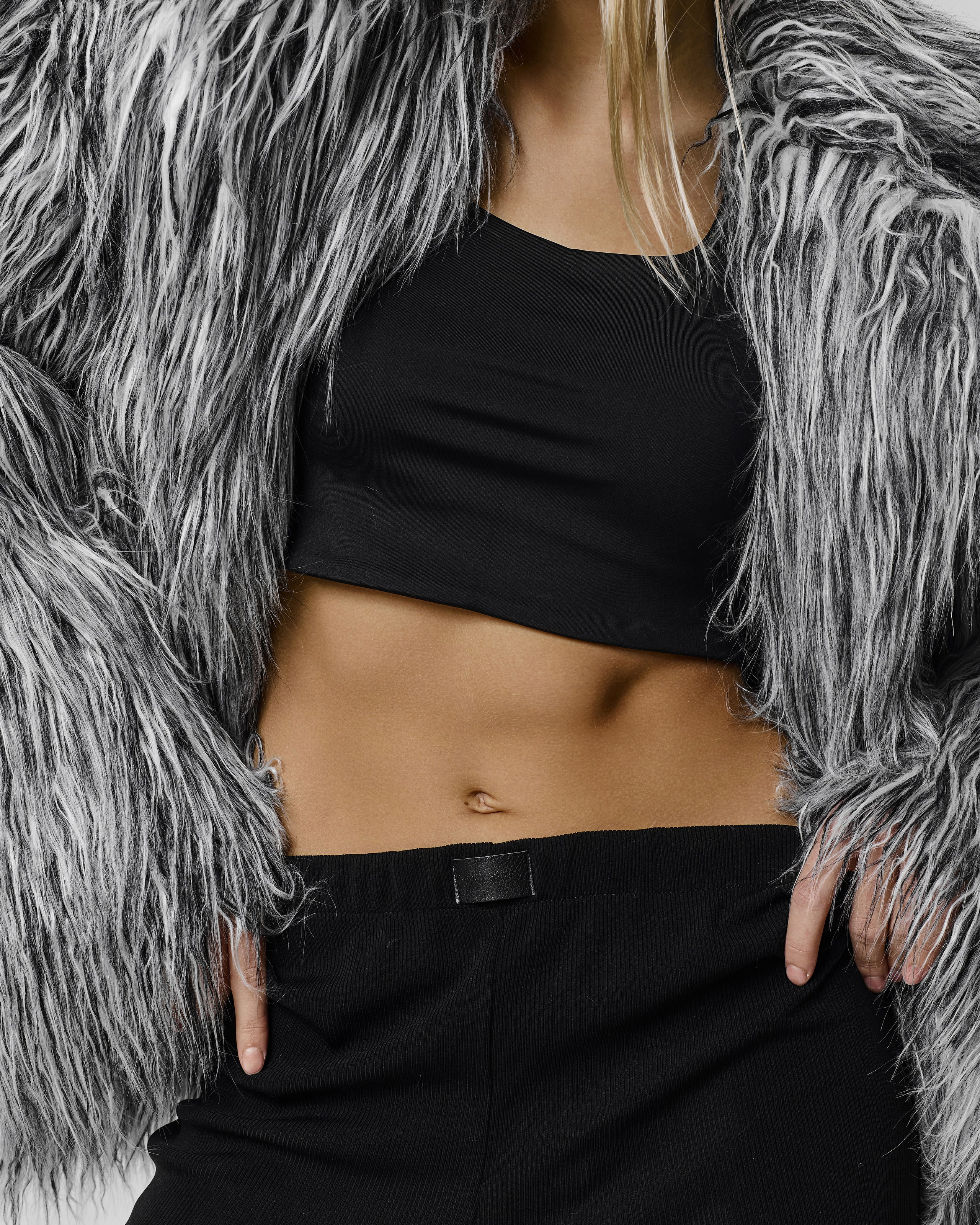 BLACK SISTERZ. Ася Солопова, фотограф Тюмень