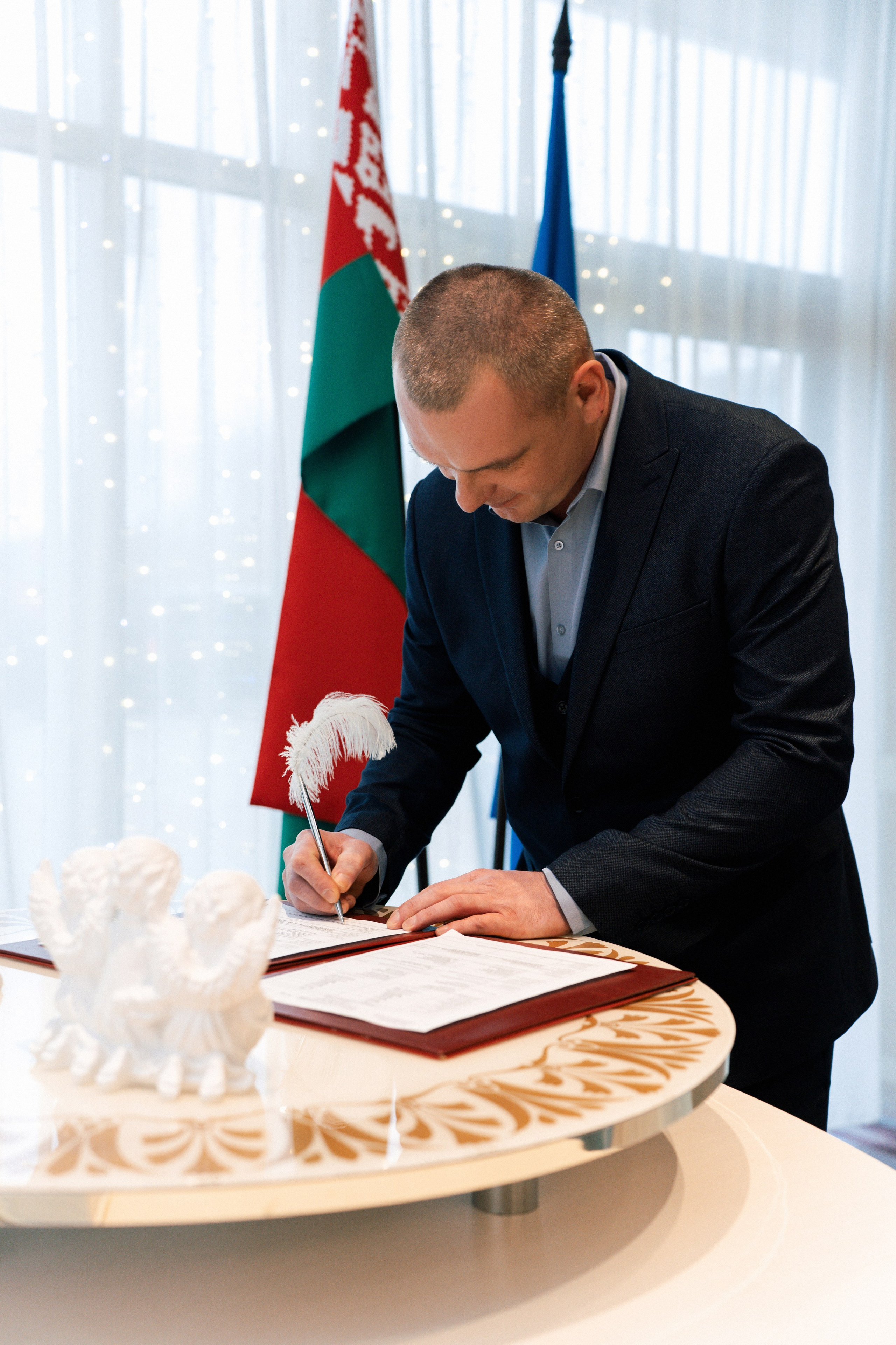 ЗАГС (гостиница Виктория). Ваш семейный фотограф в Минске — Вика Трегубова