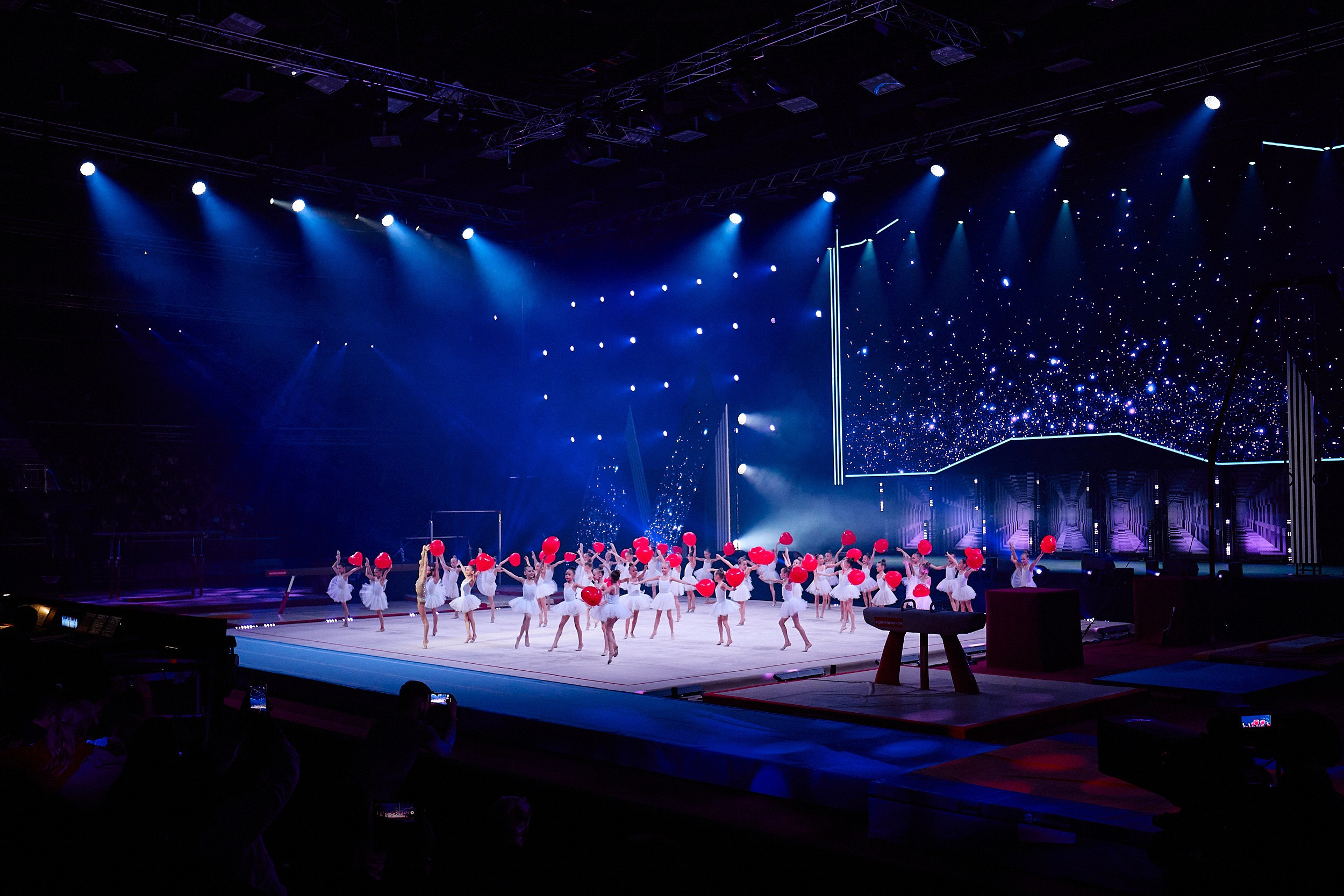 Шоу Светланы Хоркиной «Восхождение». Алексей Соколов. Фотограф. Санкт-Петербург