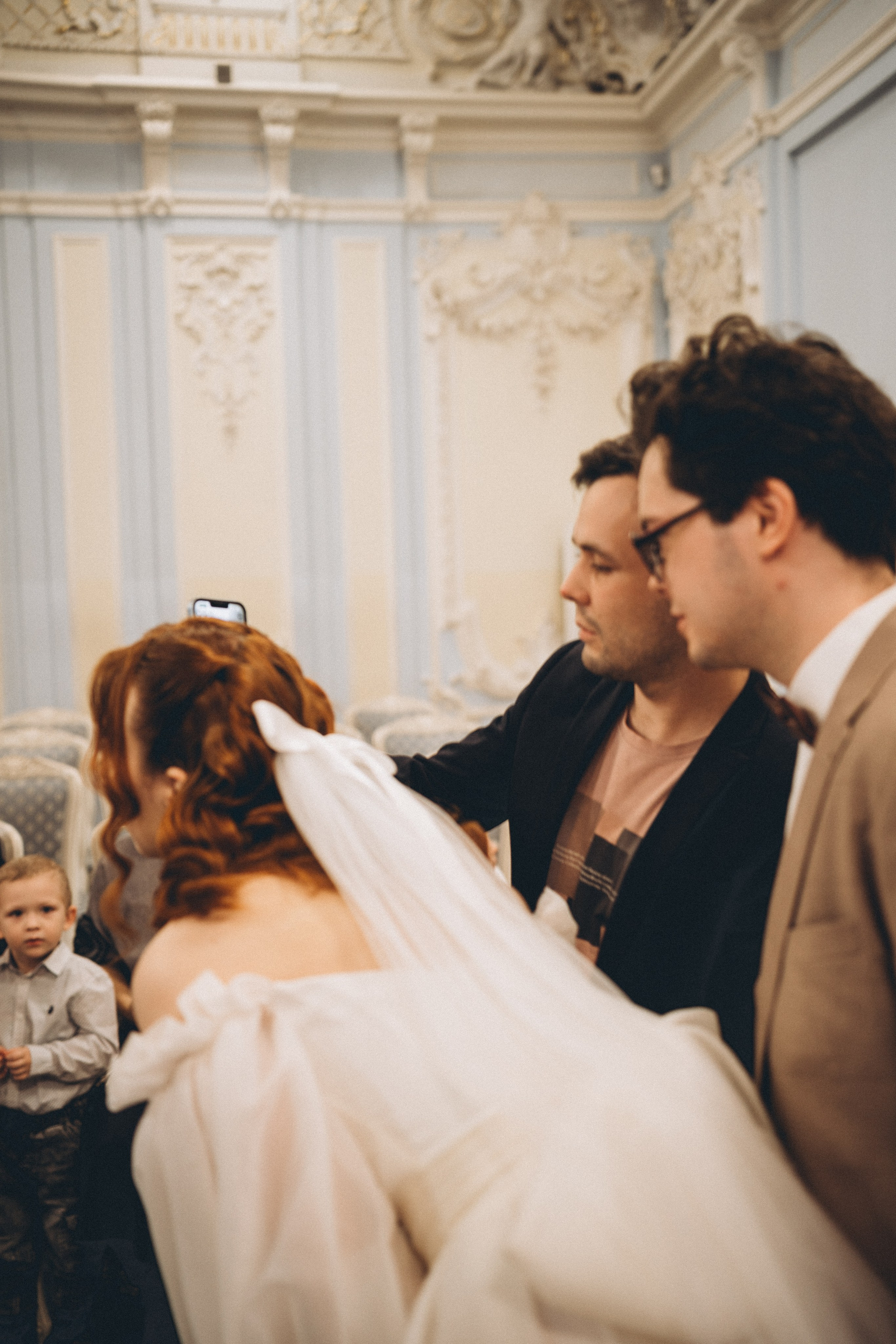 СВАДЕБНАЯ СЬЕМКА ВО ВТОРОМ ДВОРЦЕ С ГОСТЯМИ И ПРОГУЛКА В ТАВРИЧЕСКОМ САДУ. Профессиональный фотограф, Санкт-Петербург — Виктория Богомолова