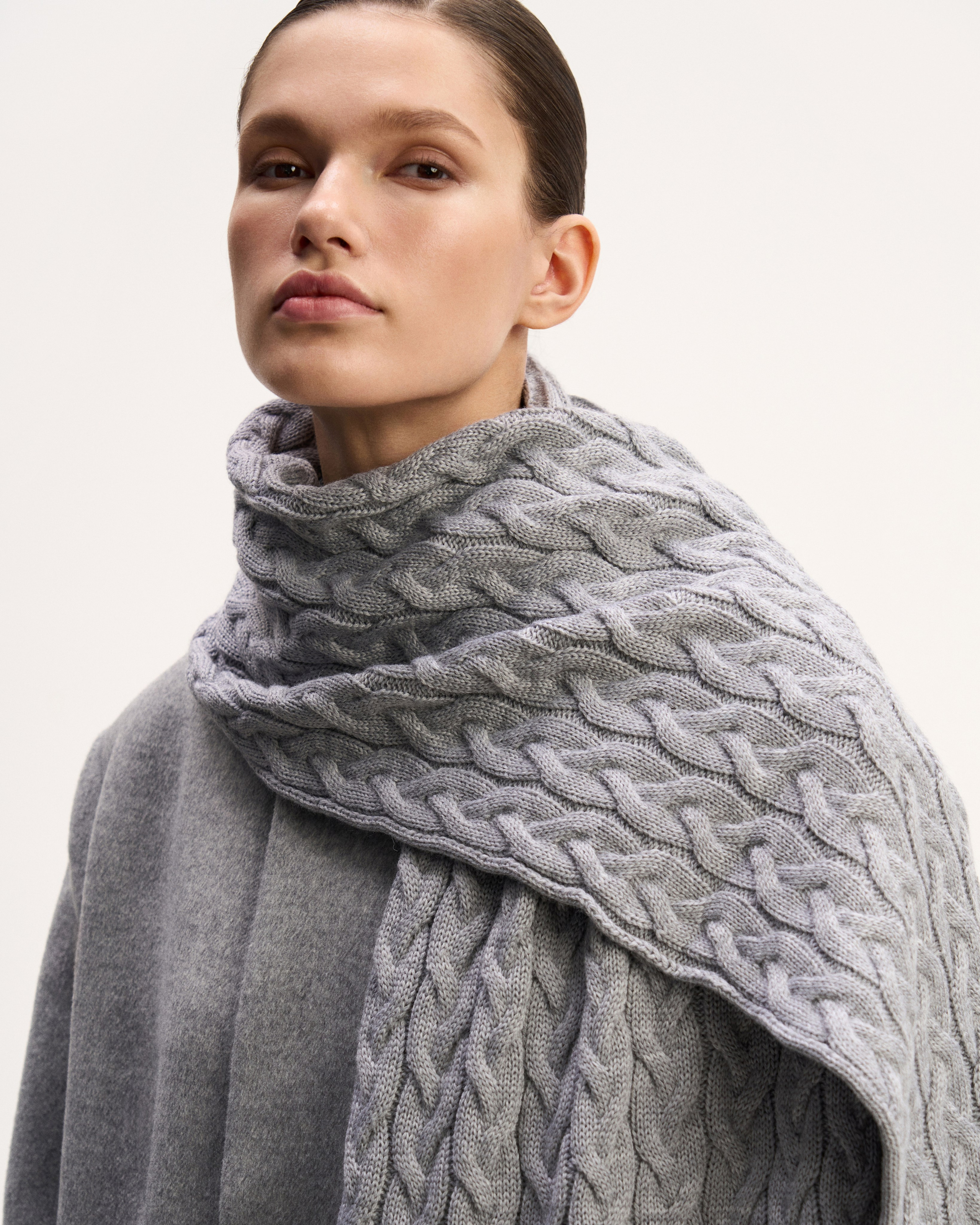 Arapkhanovi catalogue. Nadezhda Diskant is a Moscow and Saint Petersburg based photographer