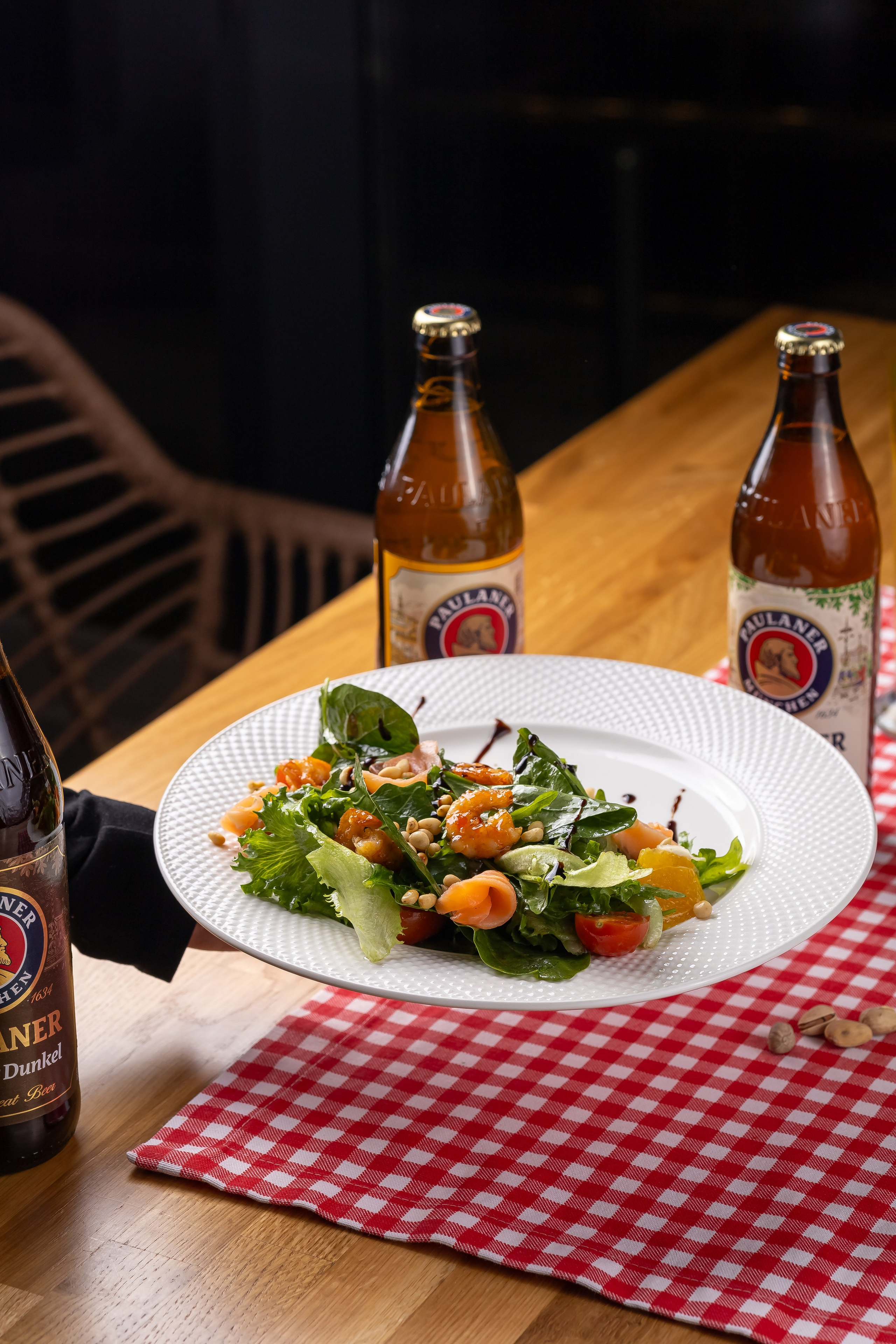 Paulaner. Рекламный фуд фотограф и видеограф в Астане Алина Лысенко