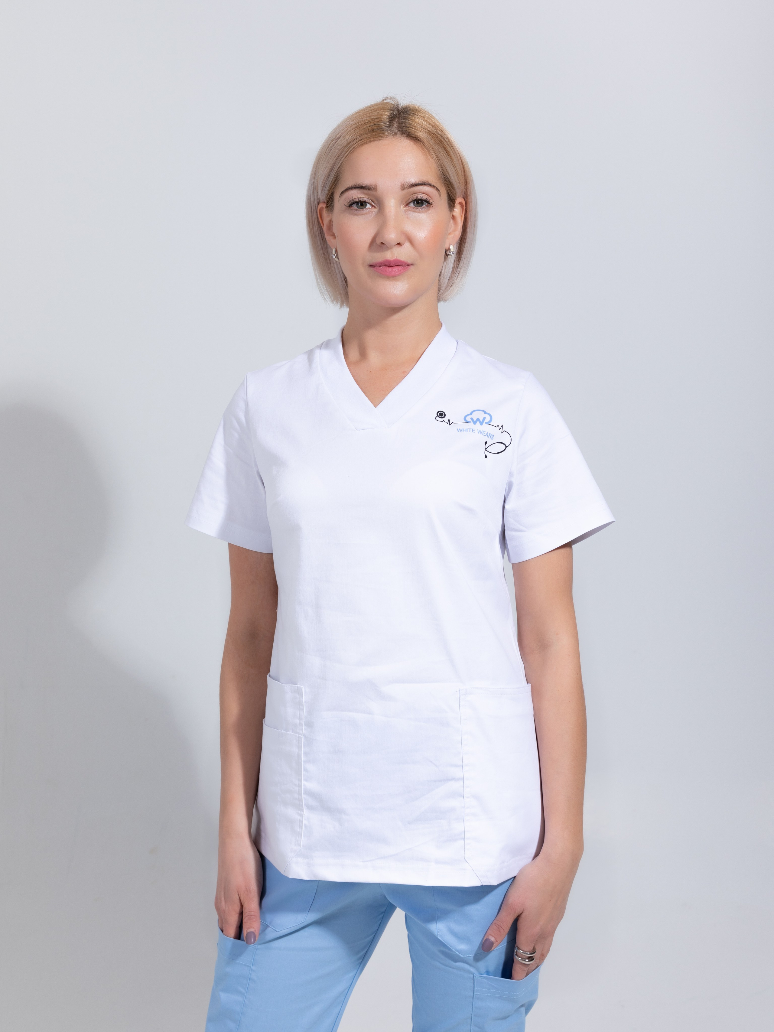 White Wears медицинская одежда премиум качества. Фотограф FOTOBANKA