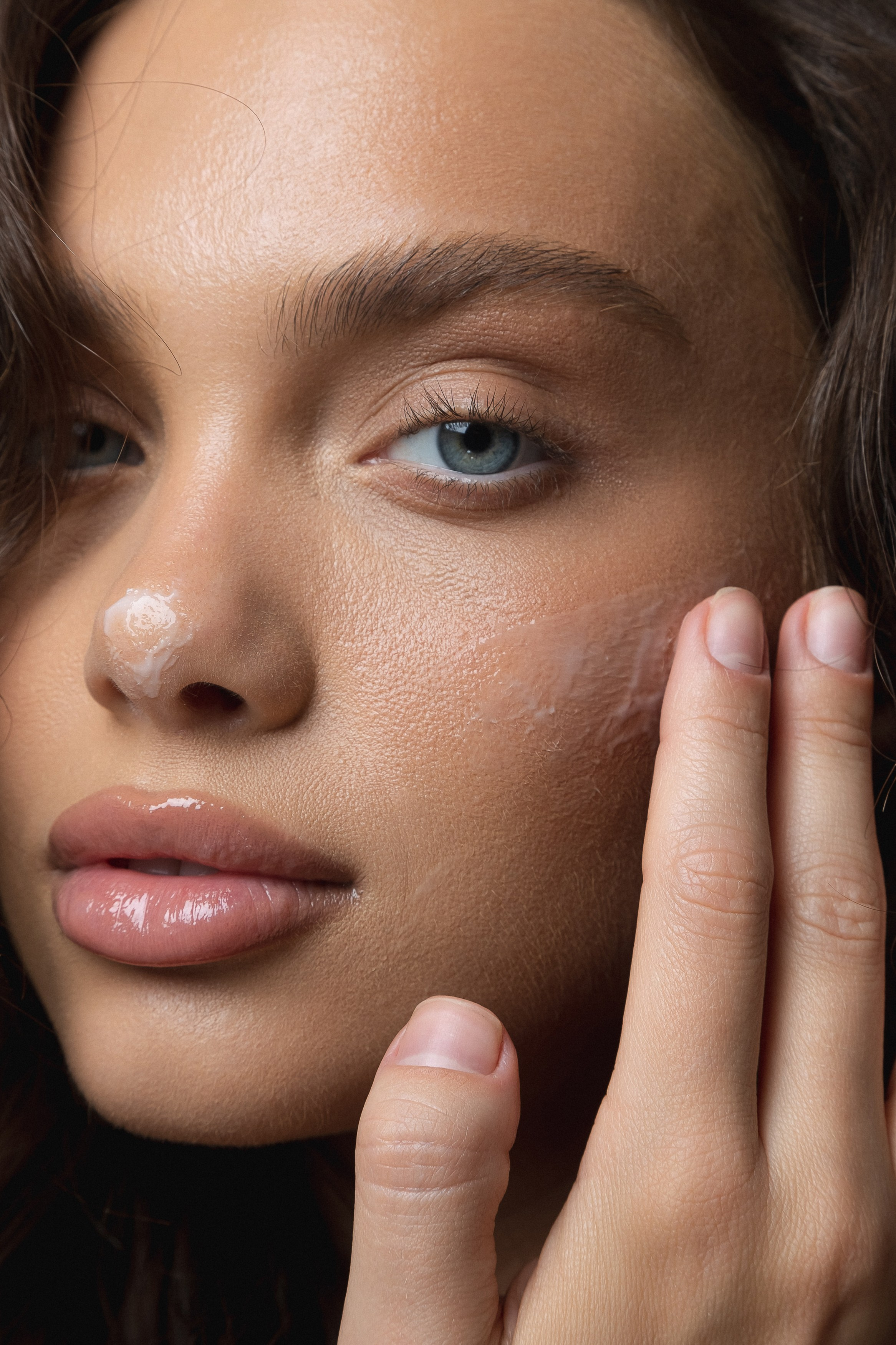 Бренд косметики NAKI SKIN. Репортажный фотограф Макс Брагин