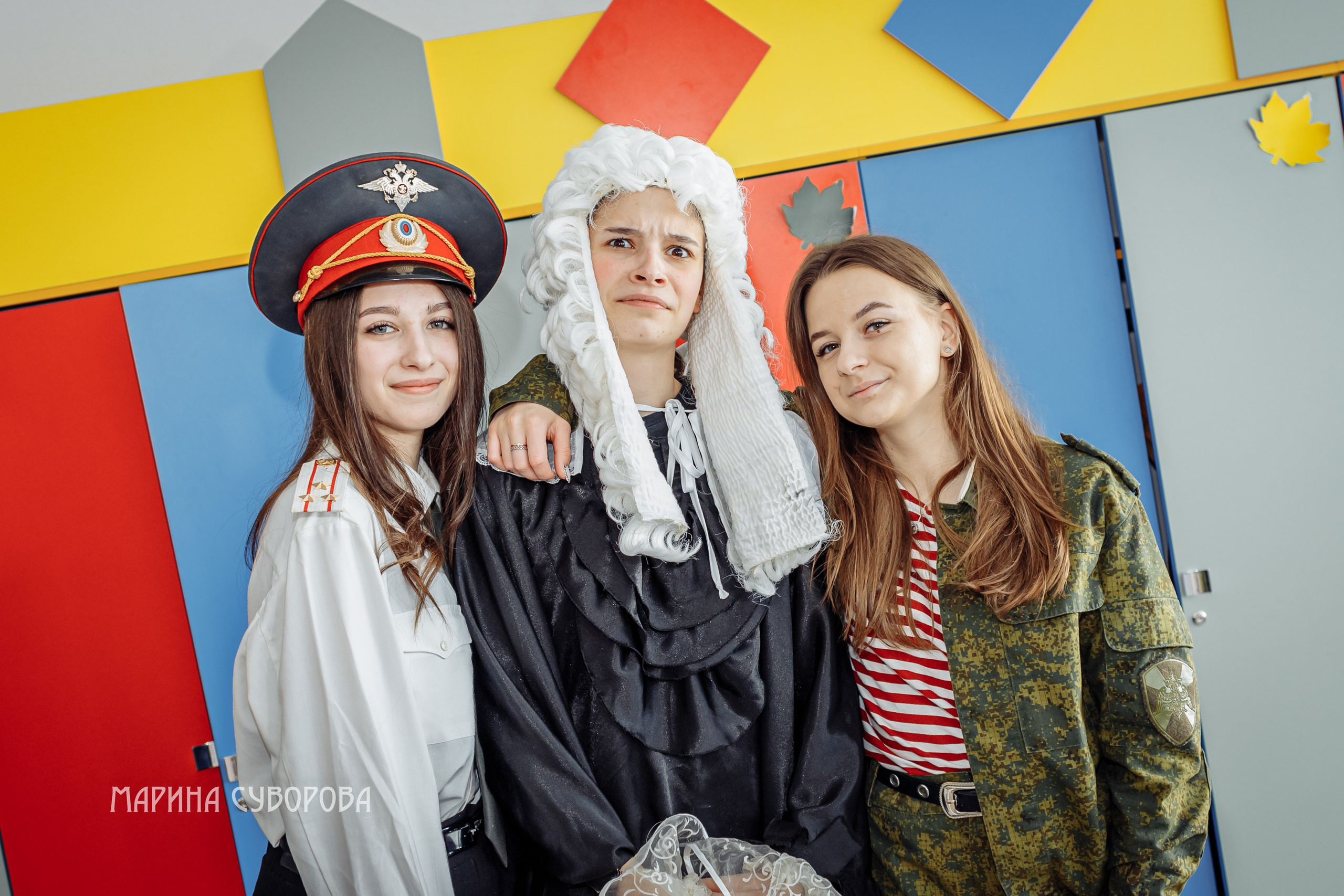 Фото выпуск 11 класс. Свадебный фотограф Марина Суворова и видеооператор Олег Петров