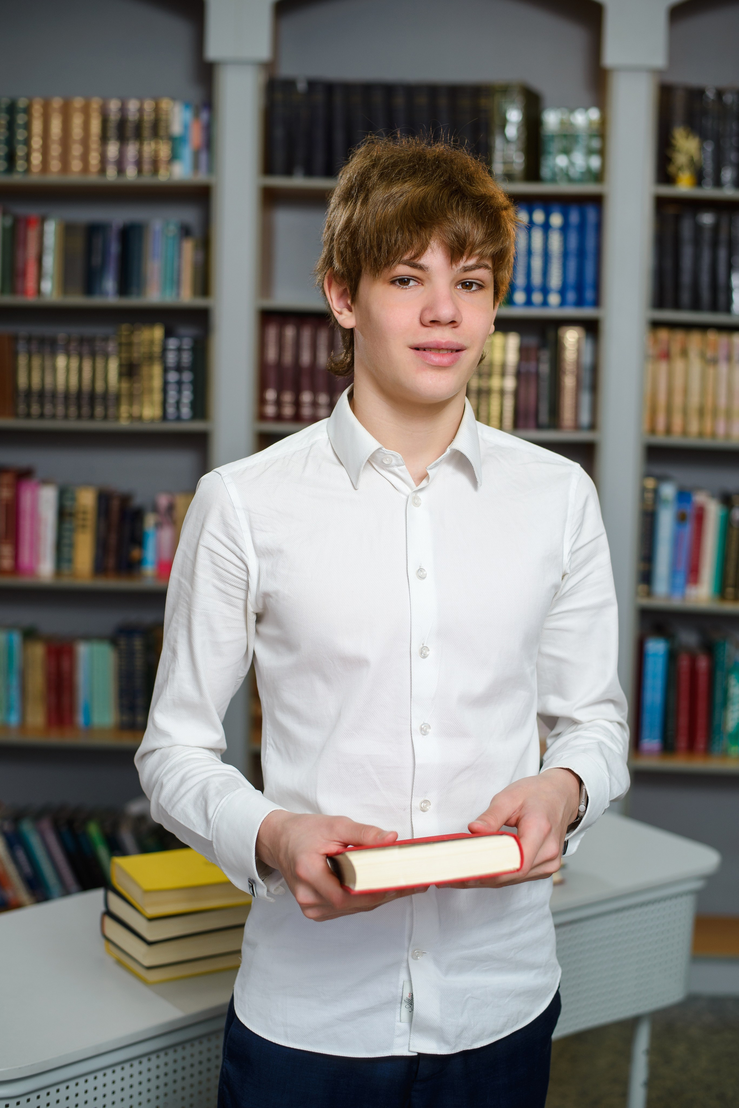 Портреты 9-11 кл. АРТИКУЛ. Выпускные альбомы Нижний Тагил