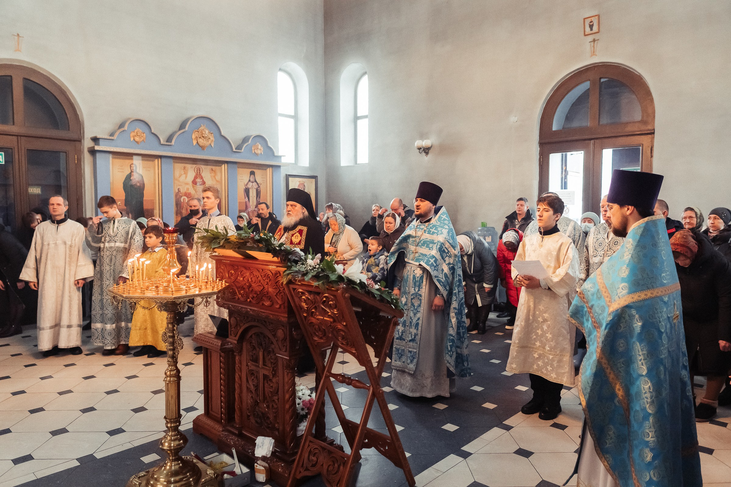 Храм Иконы Божией Матери «Взыскание Погибших» в свх. Масловский. Фотограф для семей и экспертов в г. Воронеж Ирина Круглова