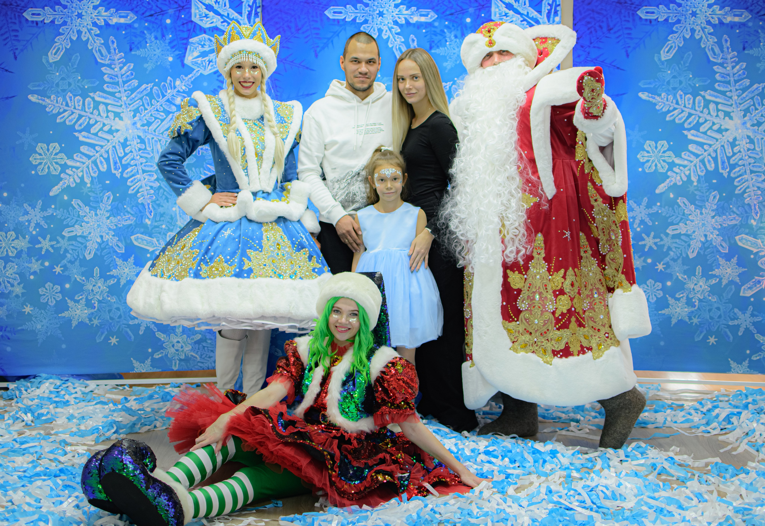 HAPPY NEW YEAR. Photokarish