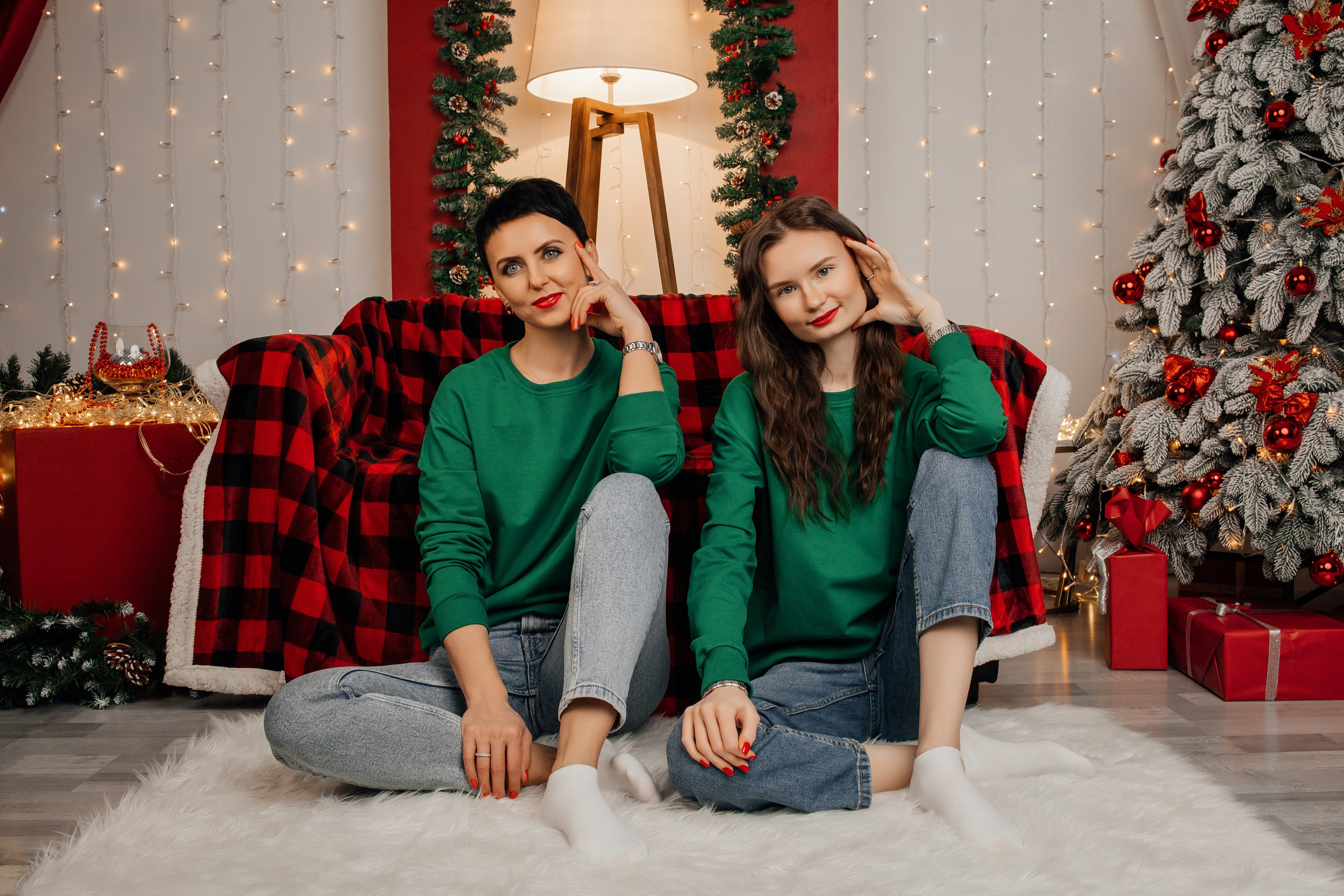 Алена и Люда