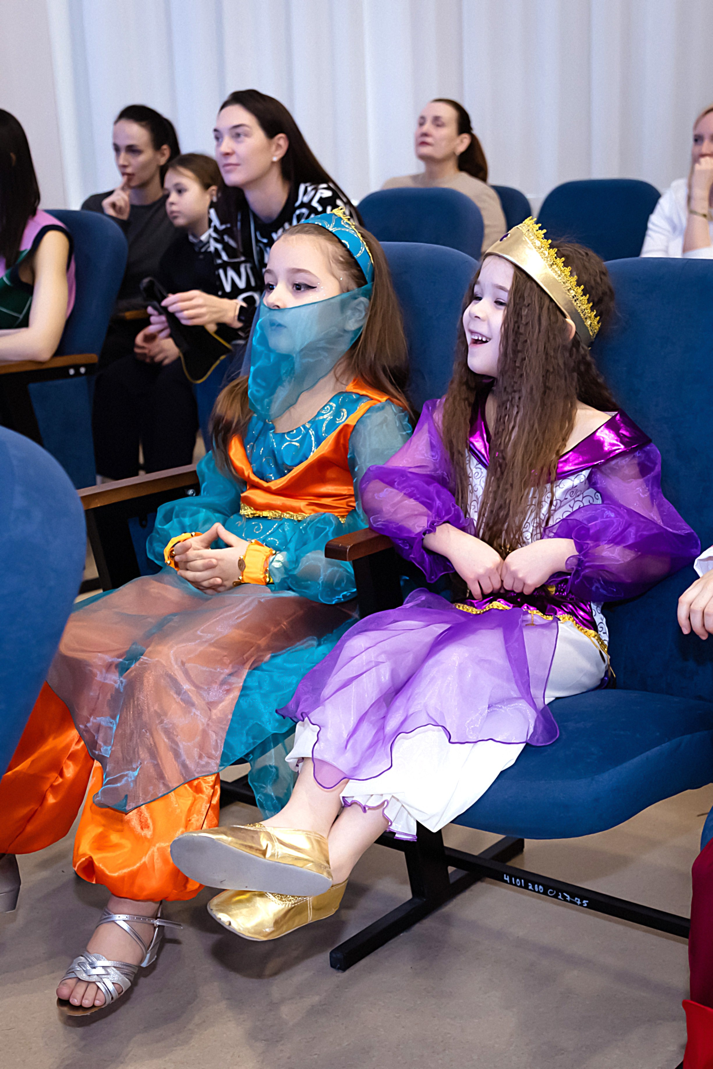 Новогодний праздник 1 В класс! Гимназия № 23. Фотограф и Видеограф в Краснодаре Юлия Солодченко