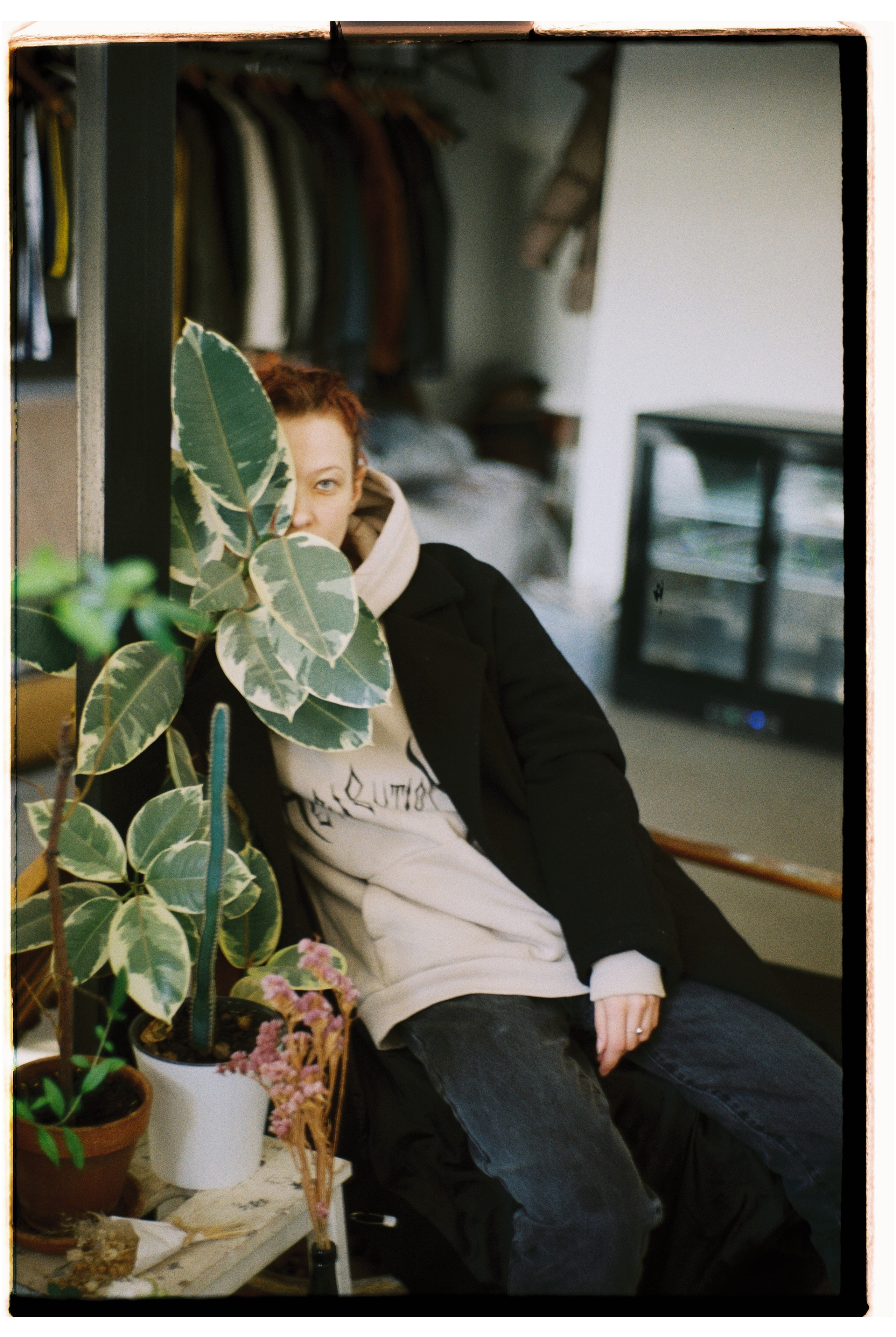 Город. Фотограф Максим К. Интимный портрет и вечерние прогулки по Москве на плёнку