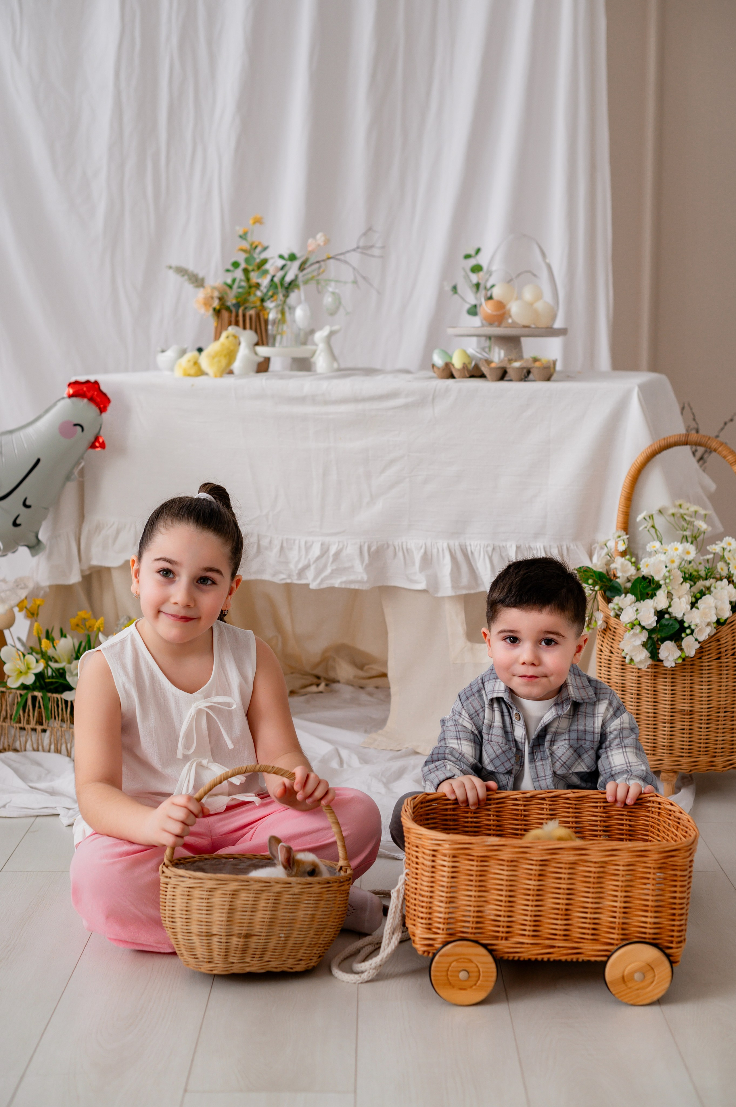 Лев Арина Вика Алена. Фотограф Татьяна Иванчикова