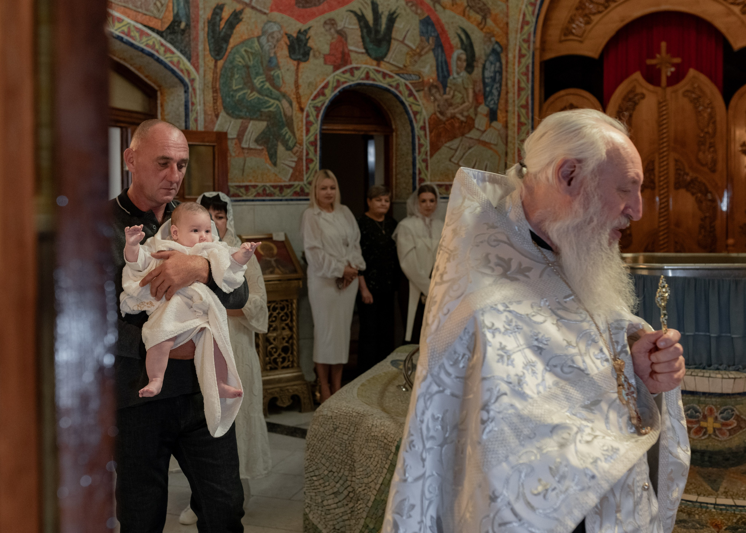 Таинство Крещения Ярослава — Анонс. Фотограф в городе Симферополе — Карина Пограничная
