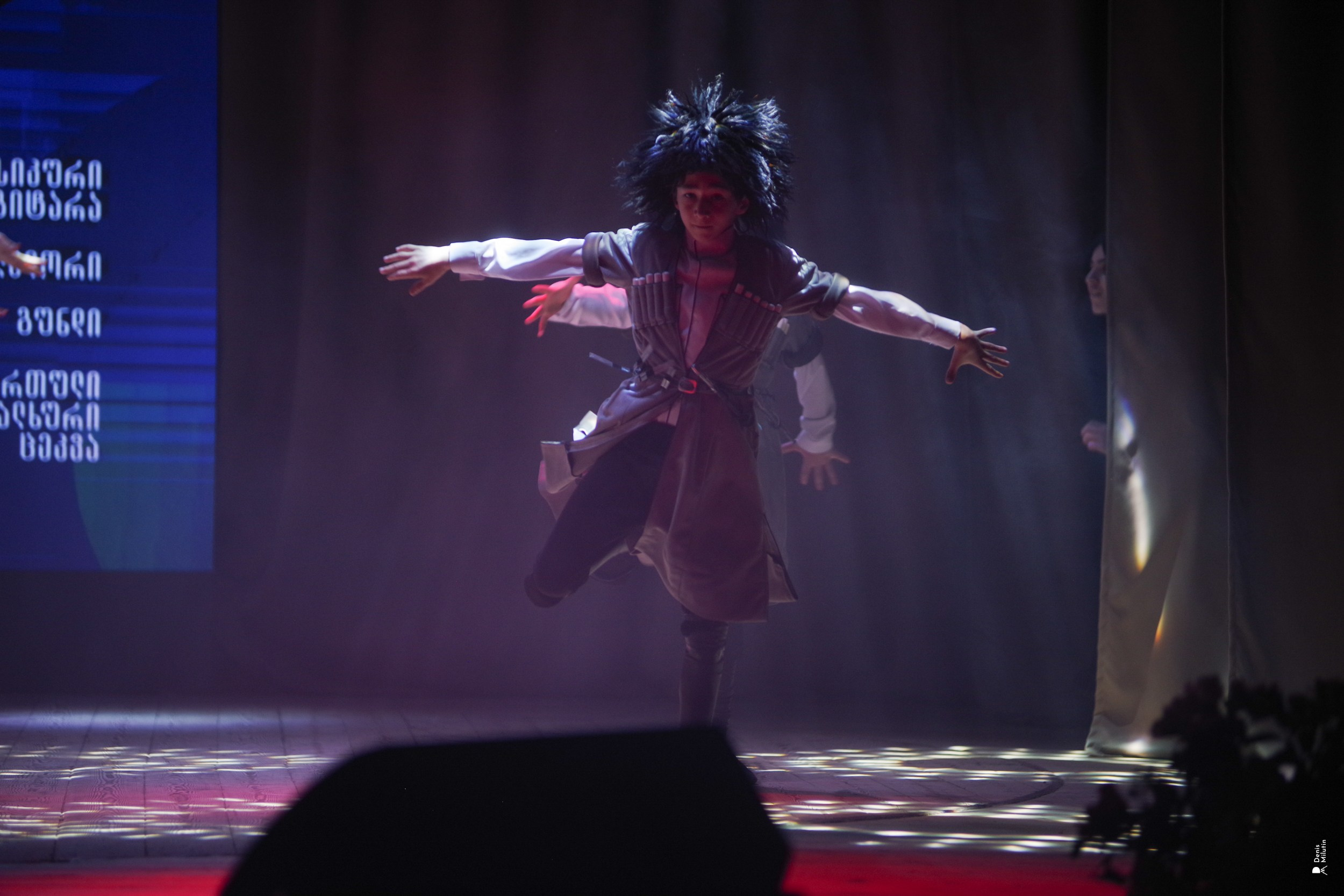 Танцы в Хоби. Портретный фотограф Денис Милютин