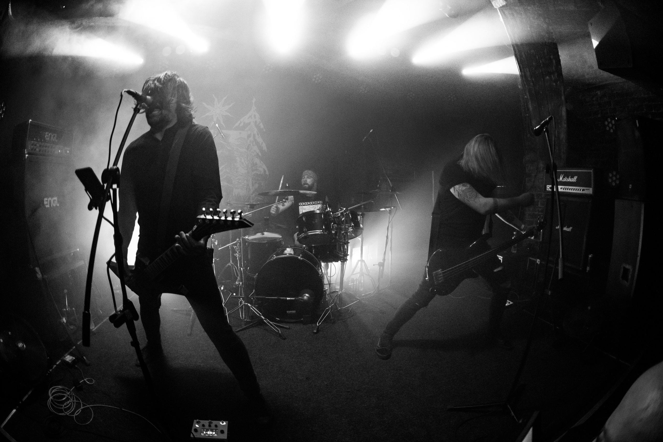 ИЛ • Minuala • Khlad|Цоколь 2.0. Концертный и репортажный фотограф в Санкт-Петербурге Слава Пахомов