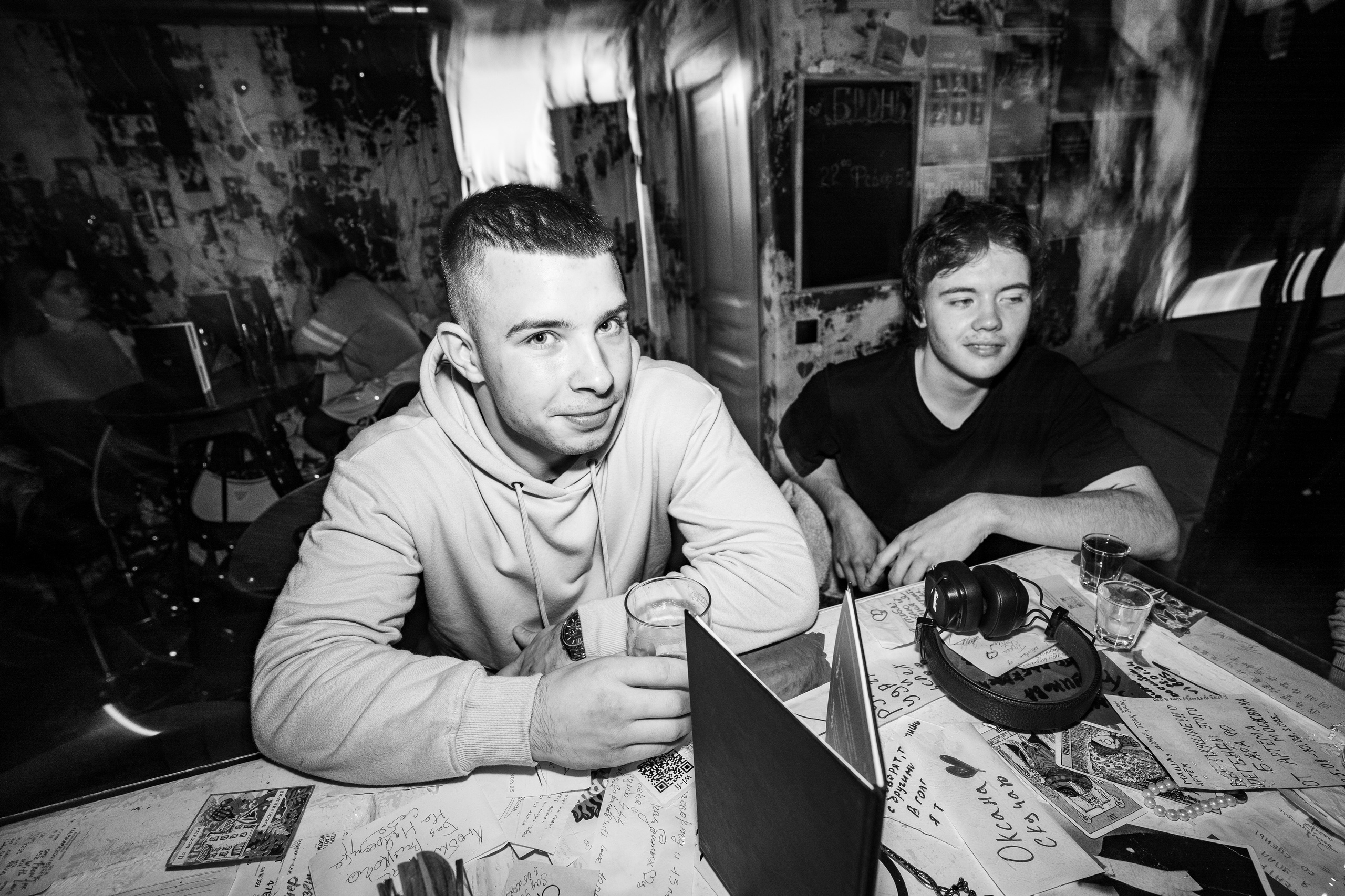 Из Сибири с любовью. Бар разбитых сердец. Концертный и репортажный фотограф в Санкт-Петербурге Слава Пахомов