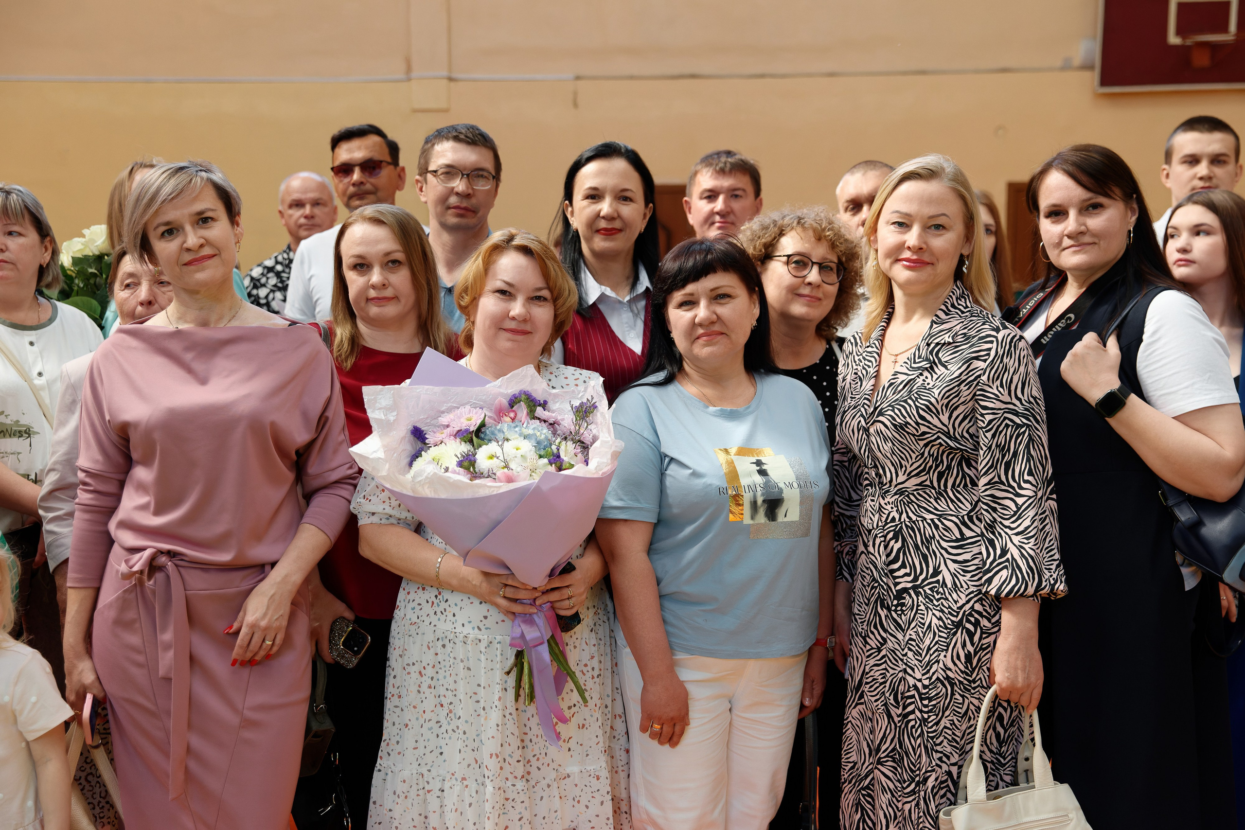 Последний звонок Школа № 42. Семейный фотограф — Макс Белогрудов