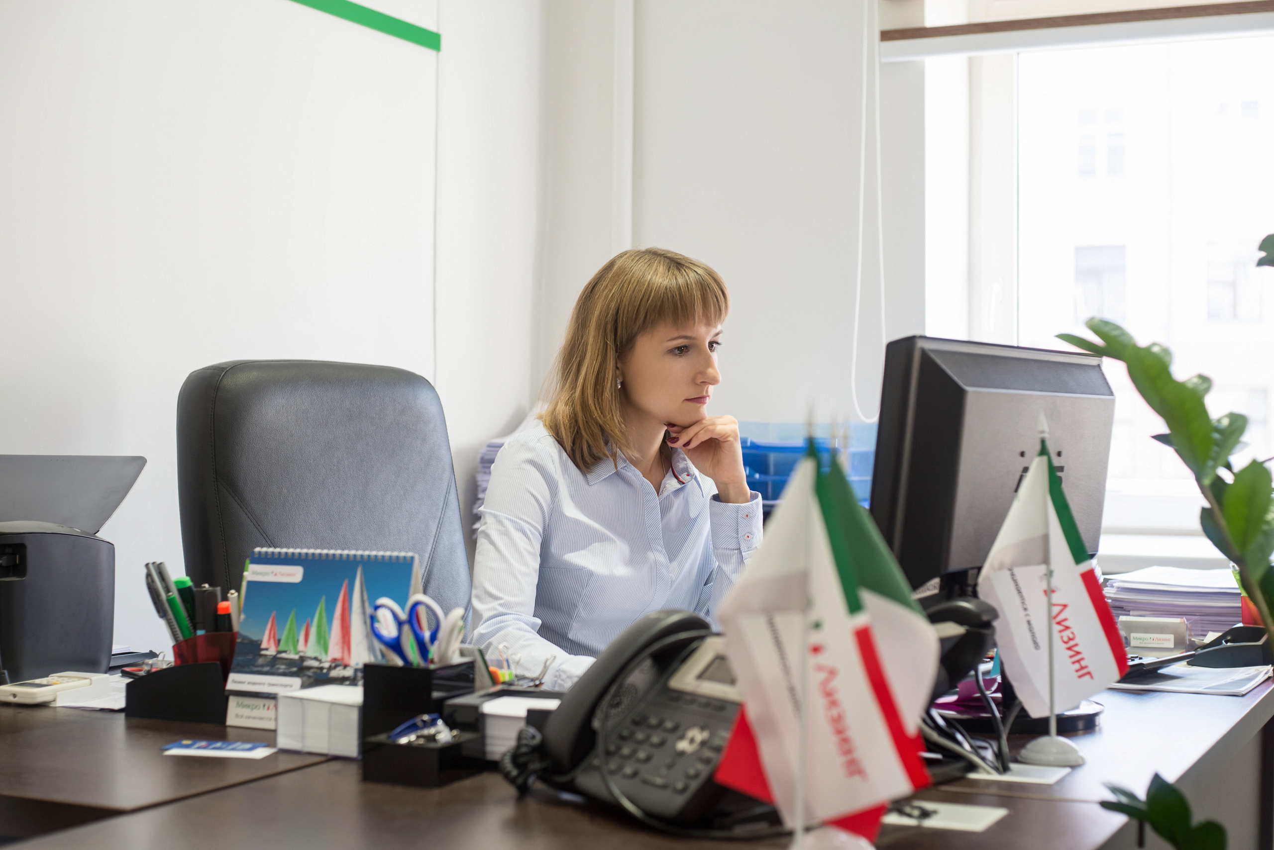 Бизнес портреты для ОАО " Микро Лизинг " г. Гомель. Фотограф (photographer) Lischinski Vitaliy