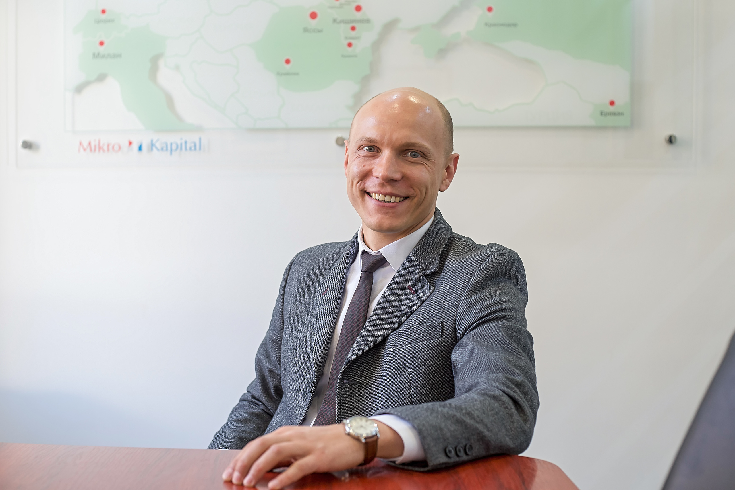 Бизнес портреты для ОАО " Микро Лизинг " г. Гомель. Фотограф (photographer) Lischinski Vitaliy