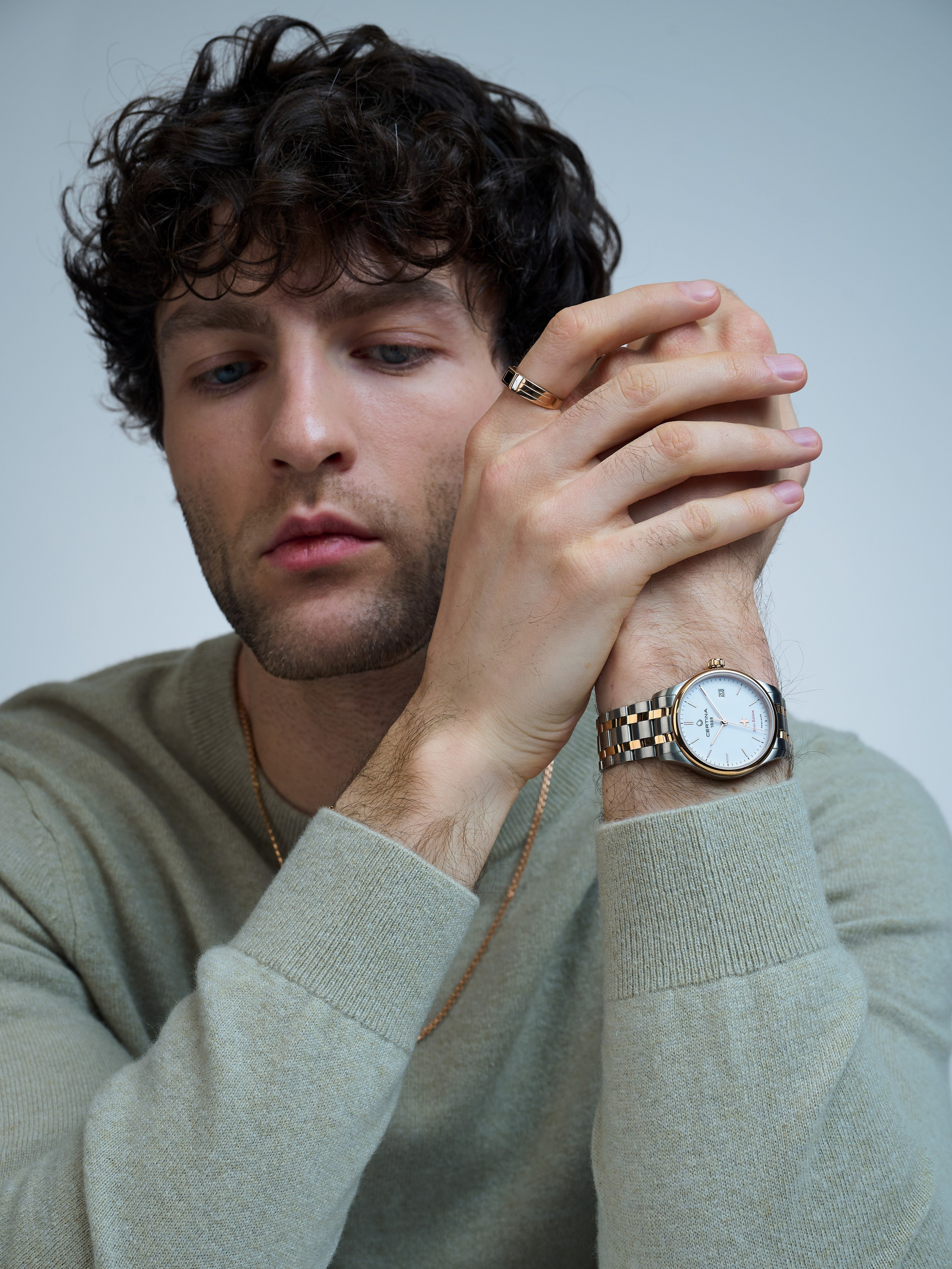 Каталог для бренда AllTime. Фотограф для брендов в Москве Ксения Чупрунова