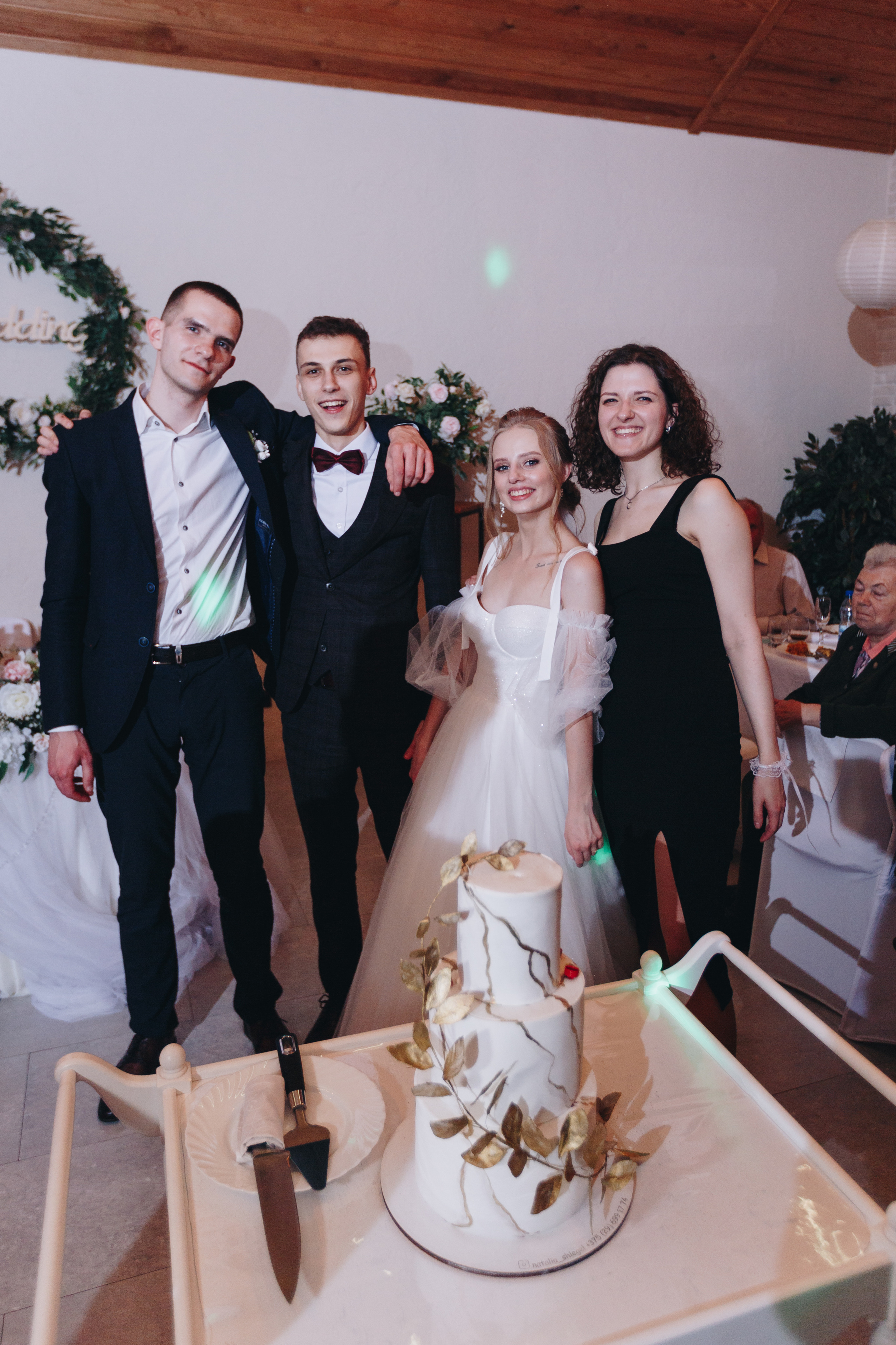 Свадебная фотосъёмка и видеосъёмка в Гомеле в усадьбе Малинки24. Свадебный семейный фотограф и видеограф Гомель Минск Беларусь Европа