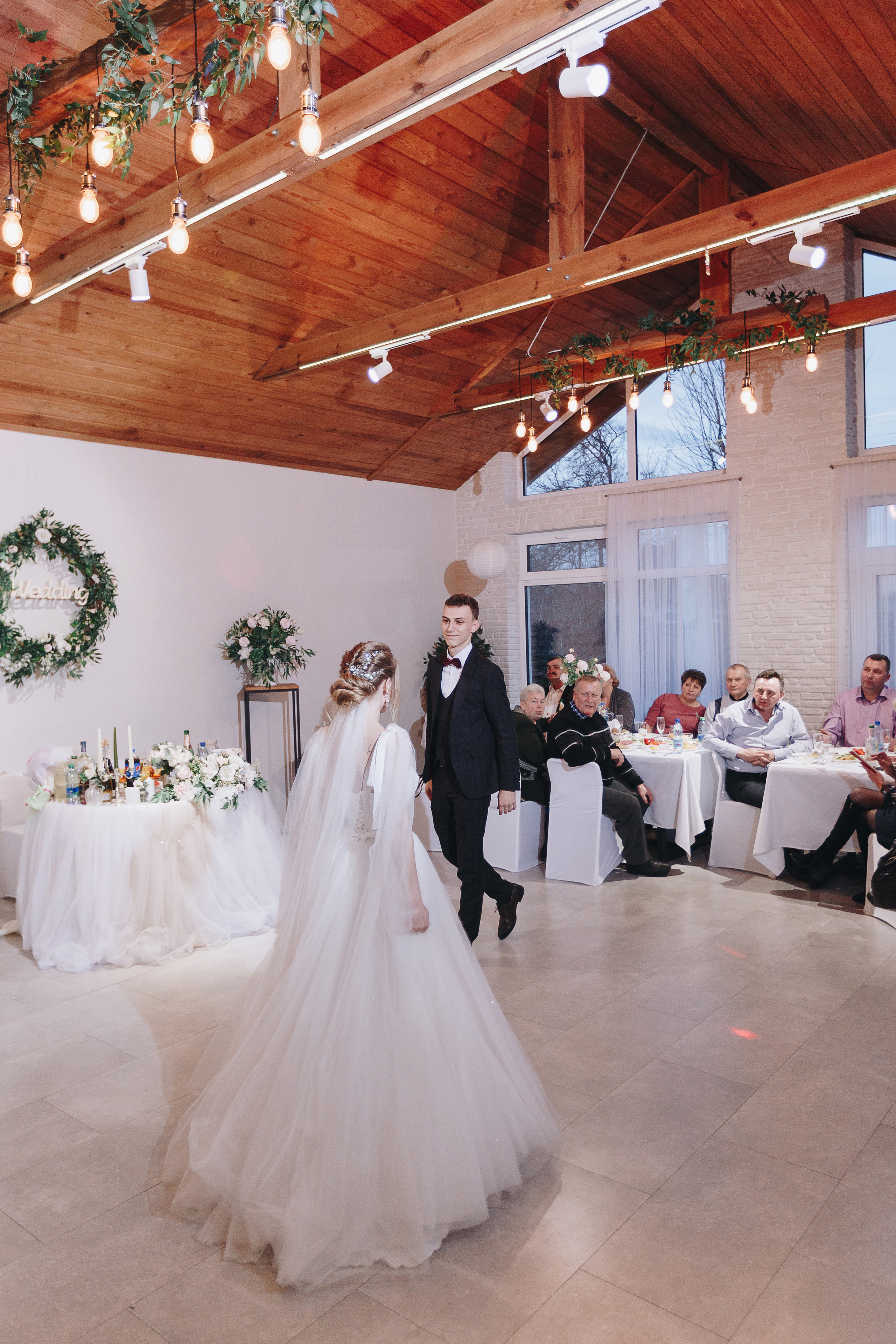 Свадебная фотосъёмка и видеосъёмка в Гомеле в усадьбе Малинки24. Свадебный семейный фотограф и видеограф Гомель Минск Беларусь Европа