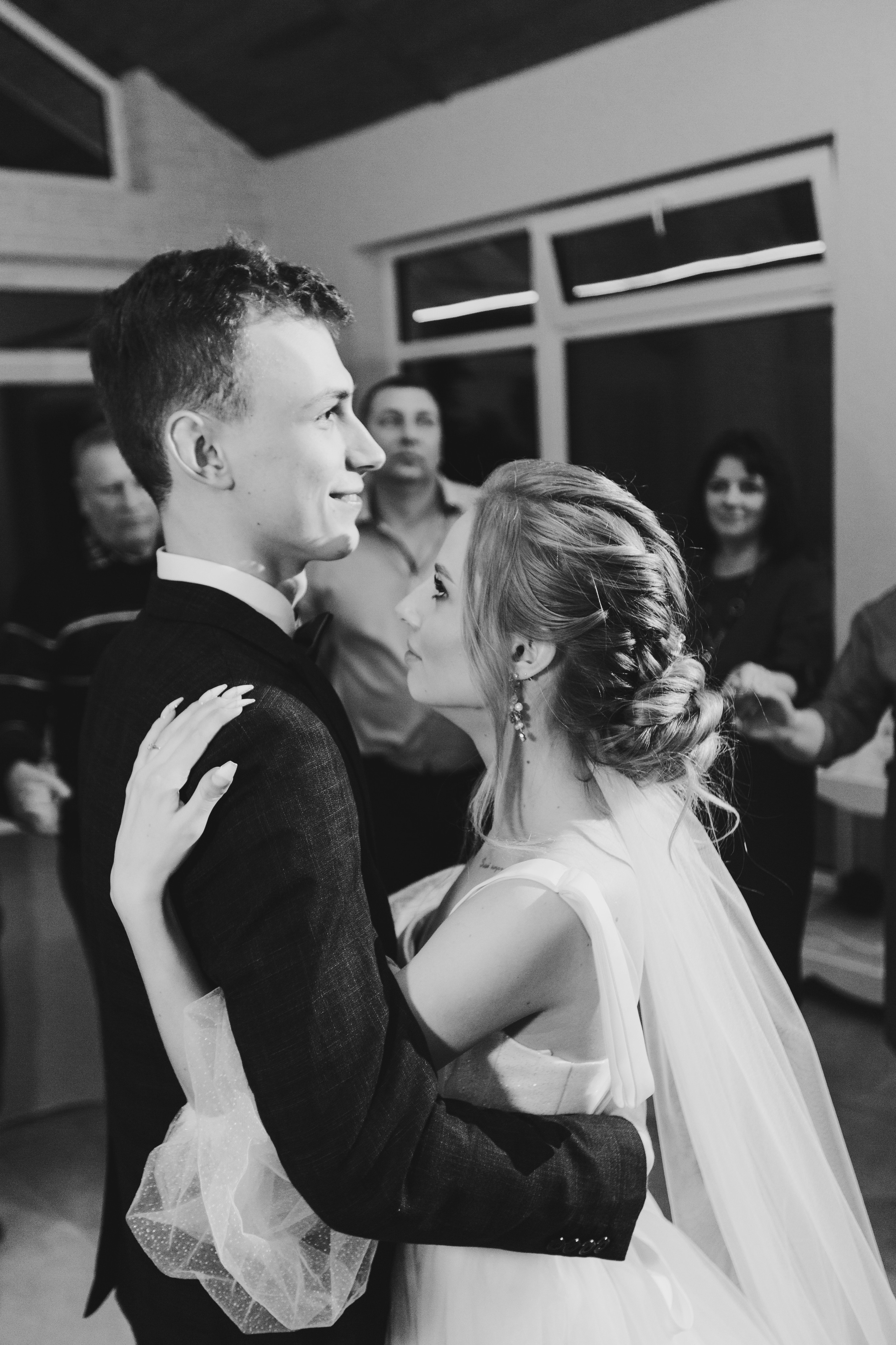 Свадебная фотосъёмка и видеосъёмка в Гомеле в усадьбе Малинки24. Свадебный семейный фотограф и видеограф Гомель Минск Беларусь Европа