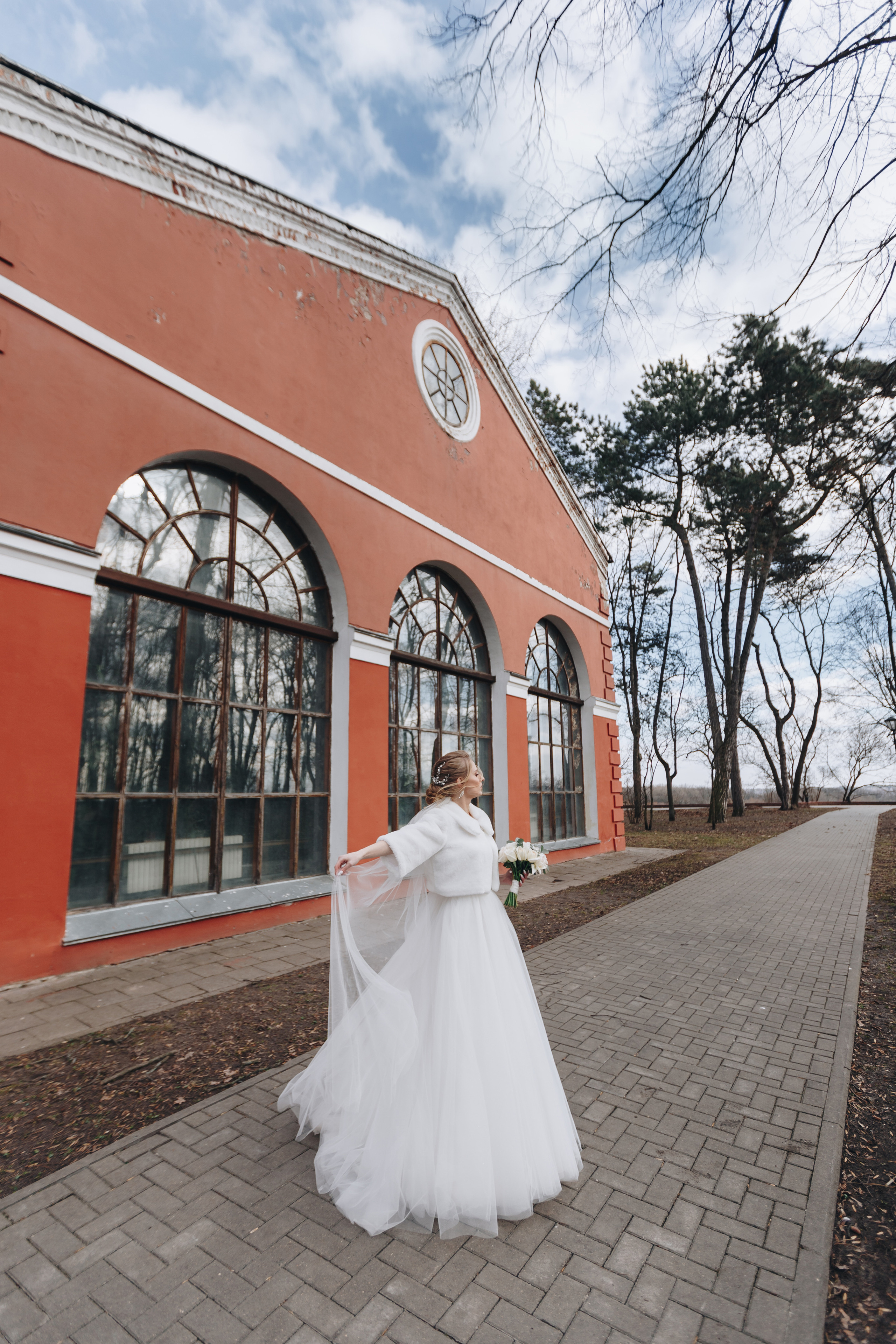 Свадебная фотосъёмка и видеосъёмка в Гомеле в усадьбе Малинки24. Свадебный семейный фотограф и видеограф Гомель Минск Беларусь Европа